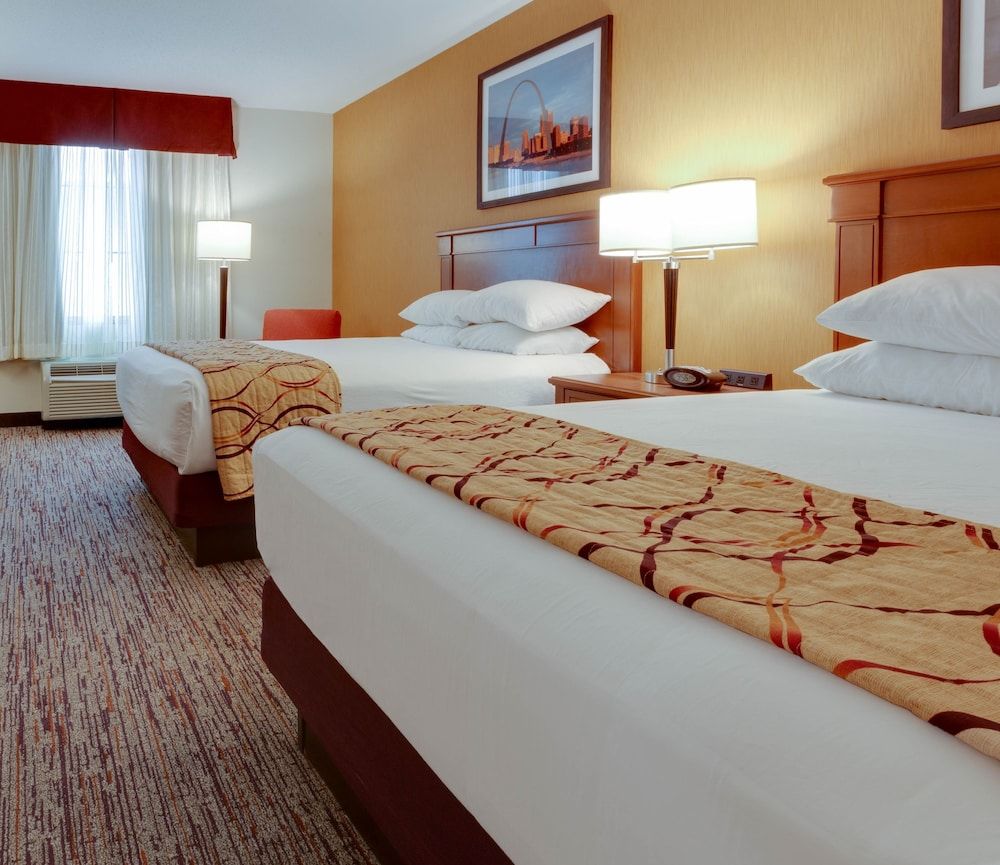 Suite, 2 Queen Beds (Sofa Sleeper, 2 Rooms)