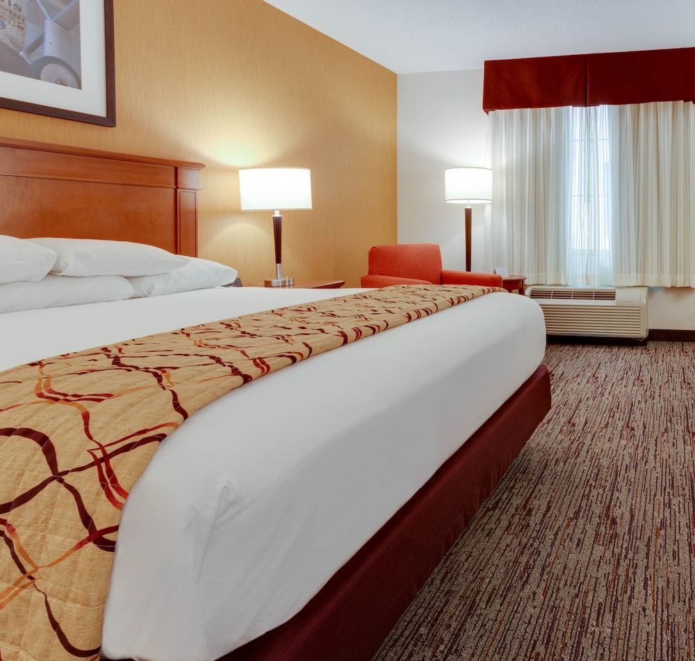 Suite, 1 King Bed with Sofa bed (Upper Floor, Sofa Sleeper, 2 Rooms)
