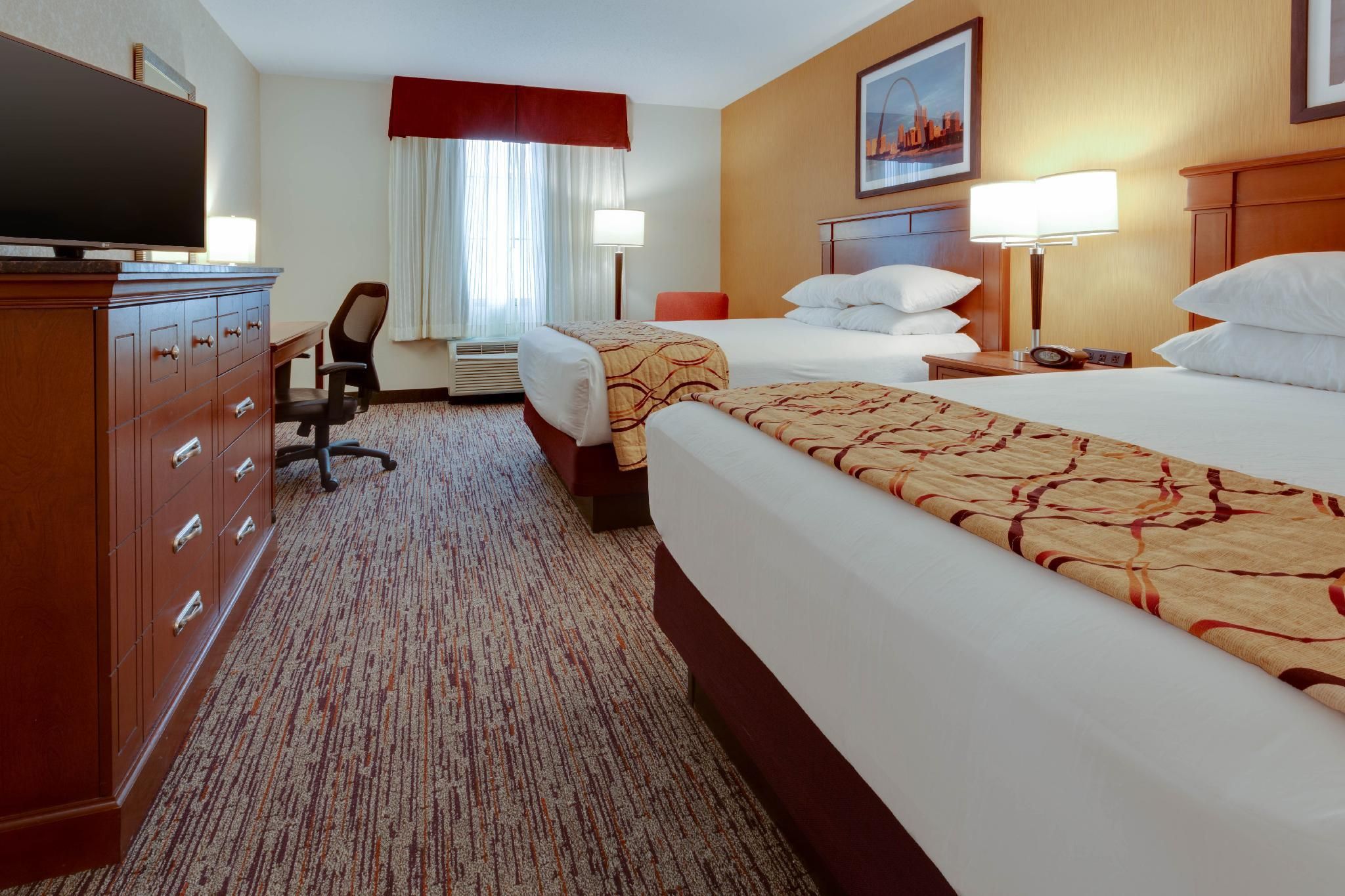2 Queen Bed Suite, Upper Floor 2 Rooms with Sofa Sleeper