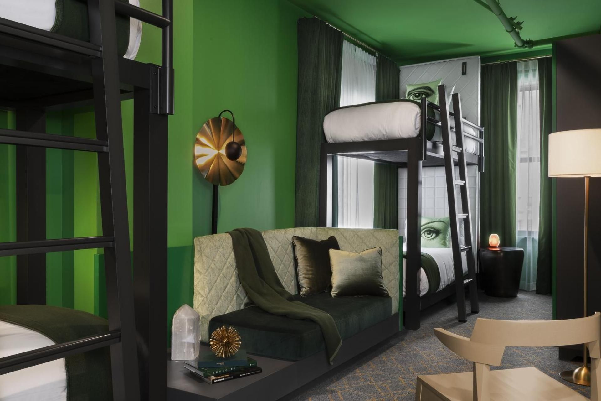 2 Sets Of Twin Bunk Beds