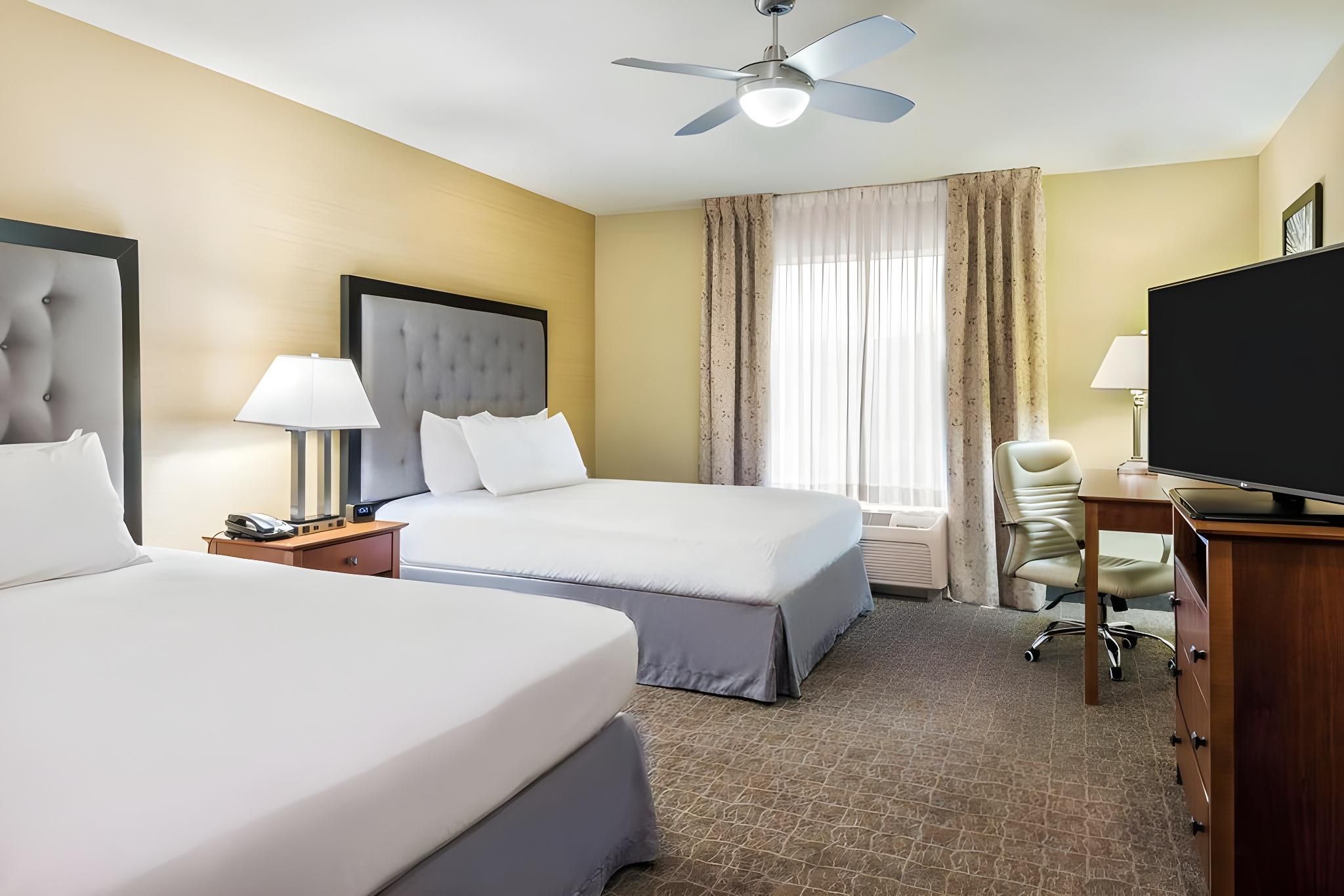 2 Queen Bed Suite Accessible