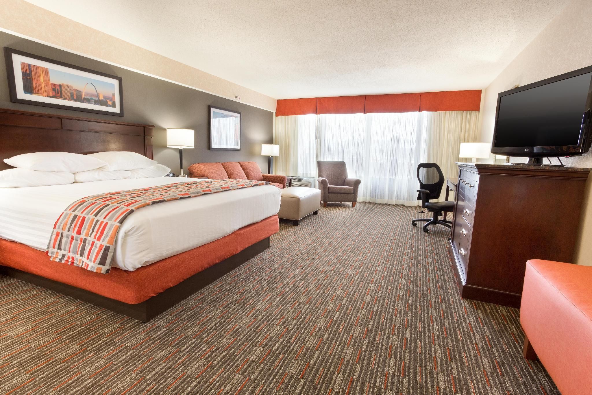1 King Bed with Sofa Sleeper