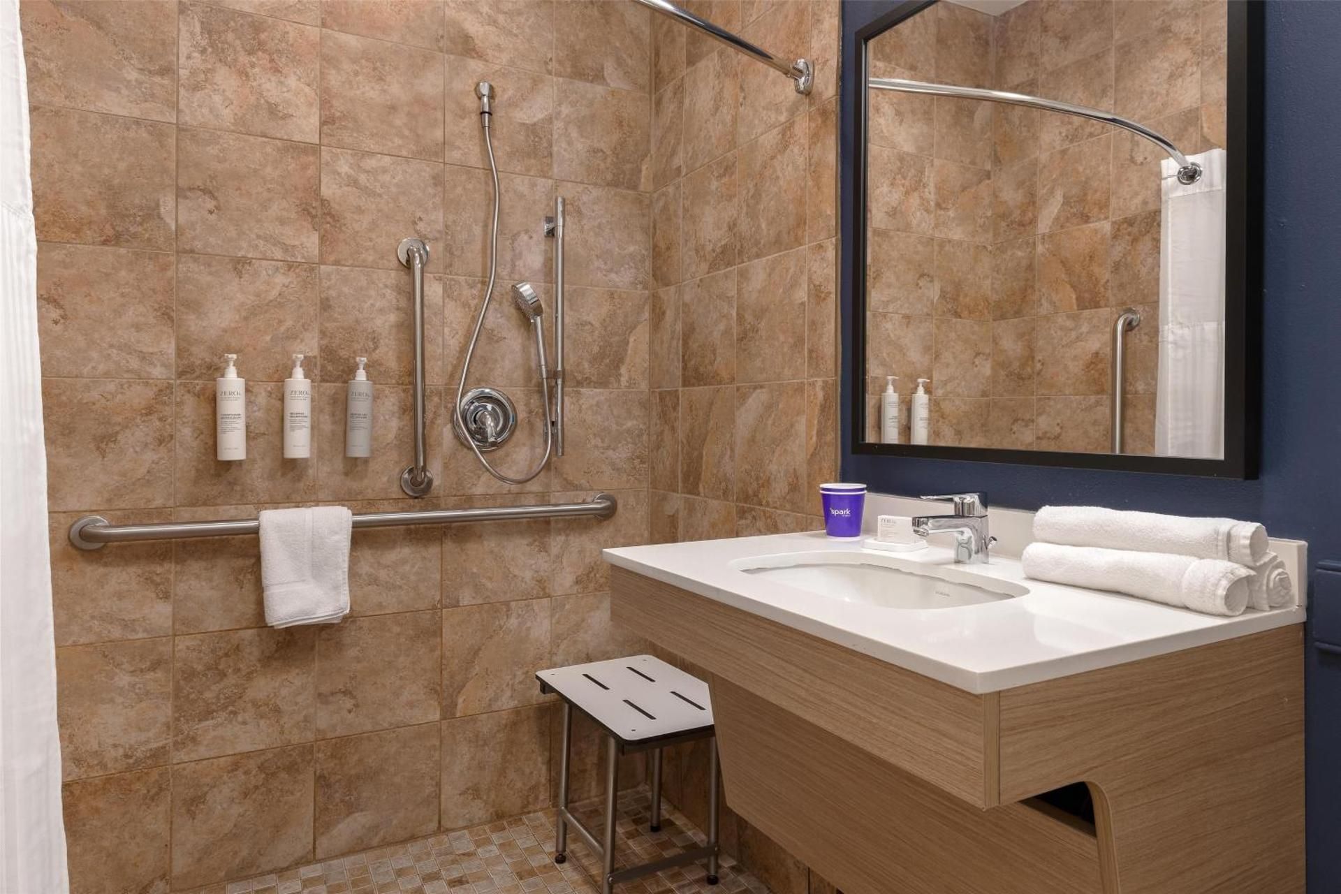 Queen Room with Roll-in Shower - Mobility Accessible
