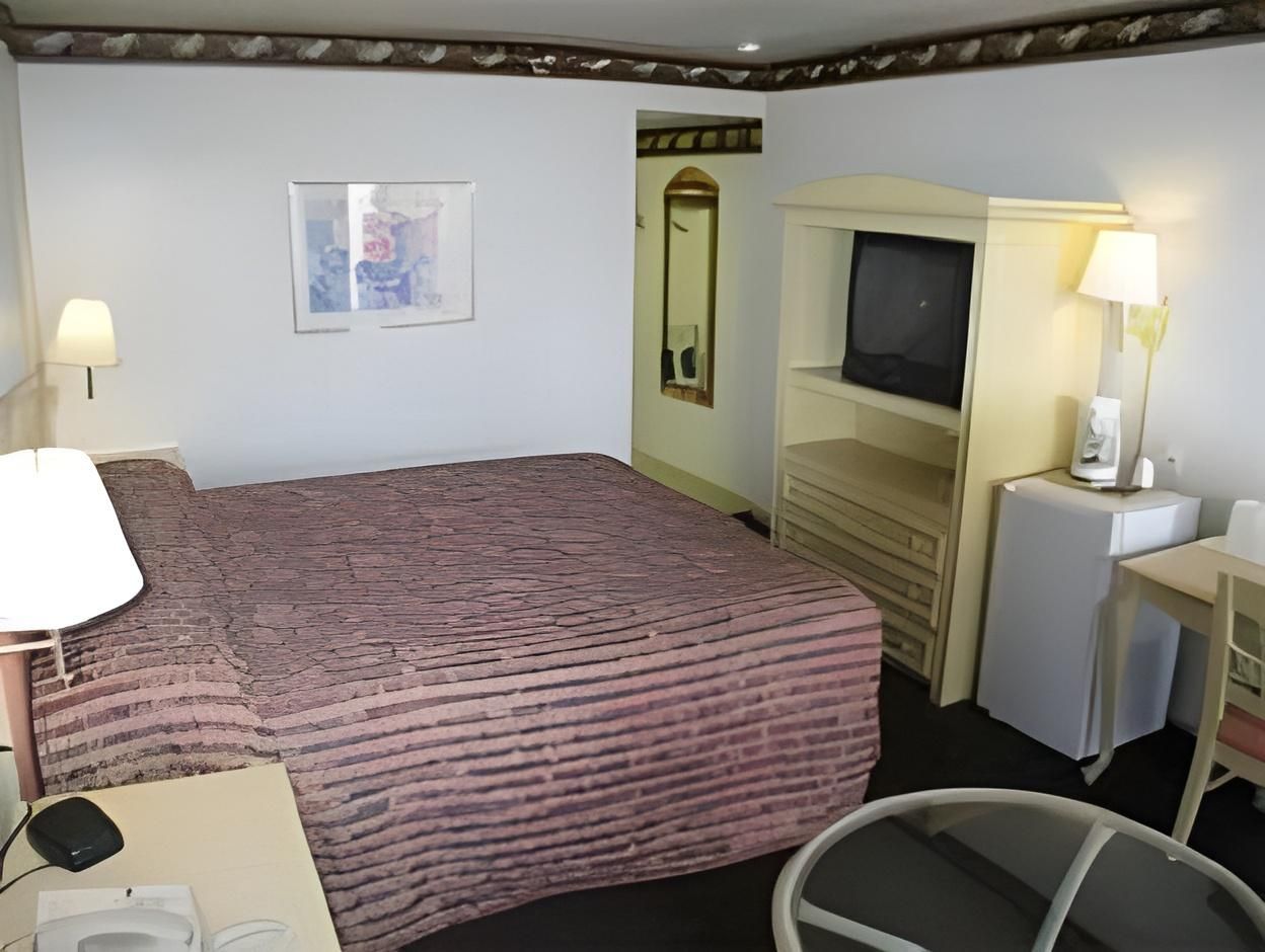 Highland Inn Motel Las Vegas Non-Smoking King Room 3