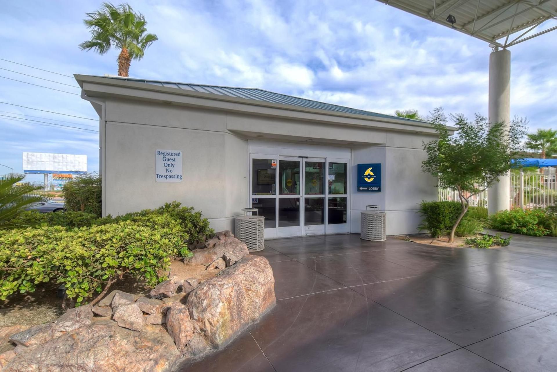 Park Inn by Radisson, Las Vegas Tropicana