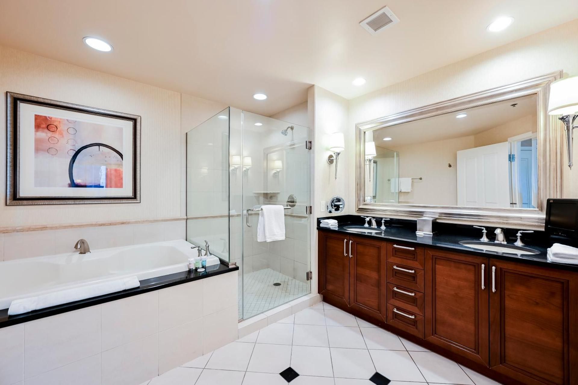 Two-Bedroom Studios PH Floor - Strip View & Balcony