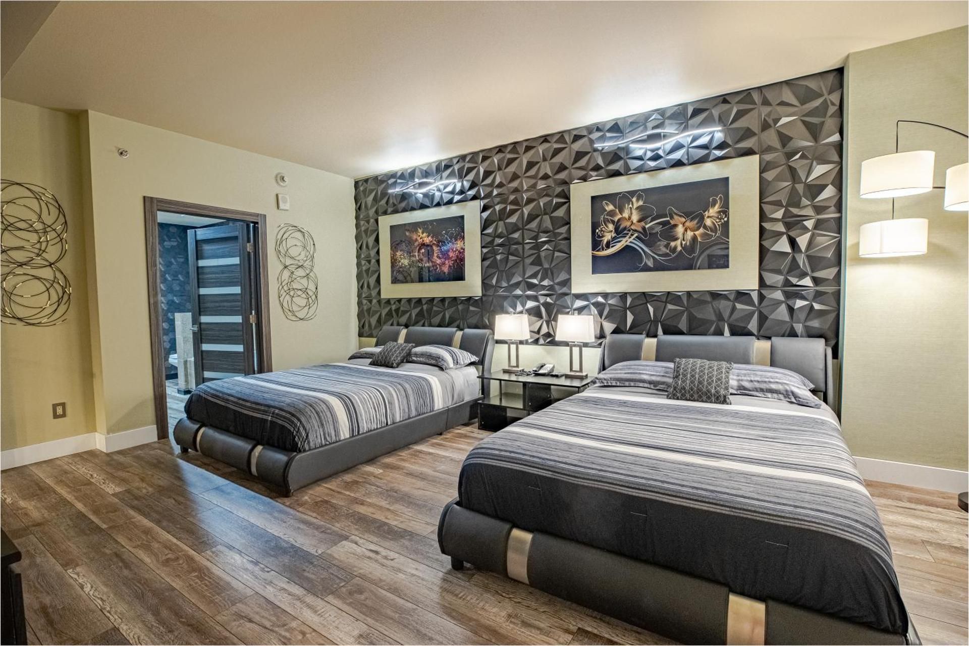 Suite with City View