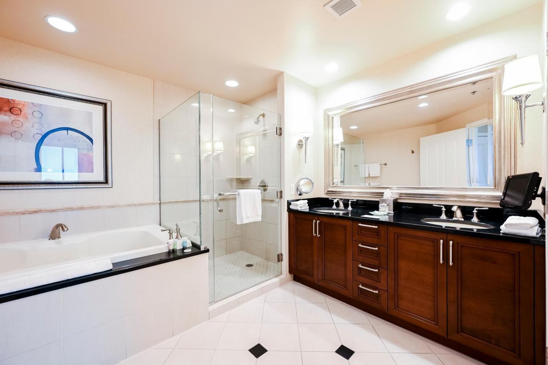 PH Floor Two-Bedroom - Balcony