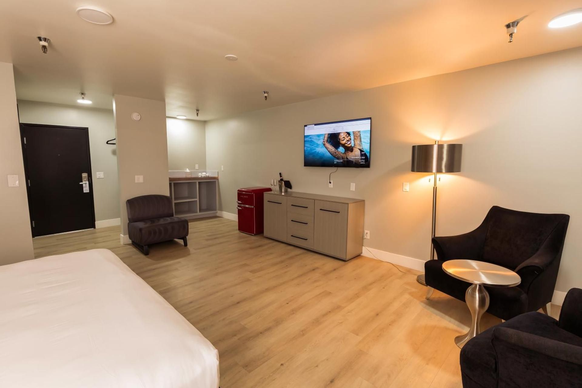 Elevated Boutique Suite