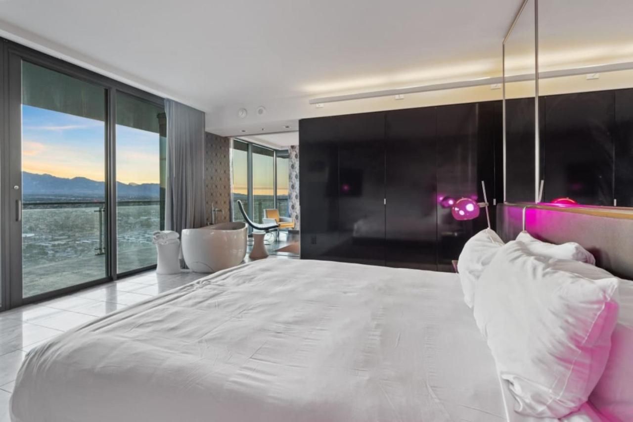 Suite with Balcony
