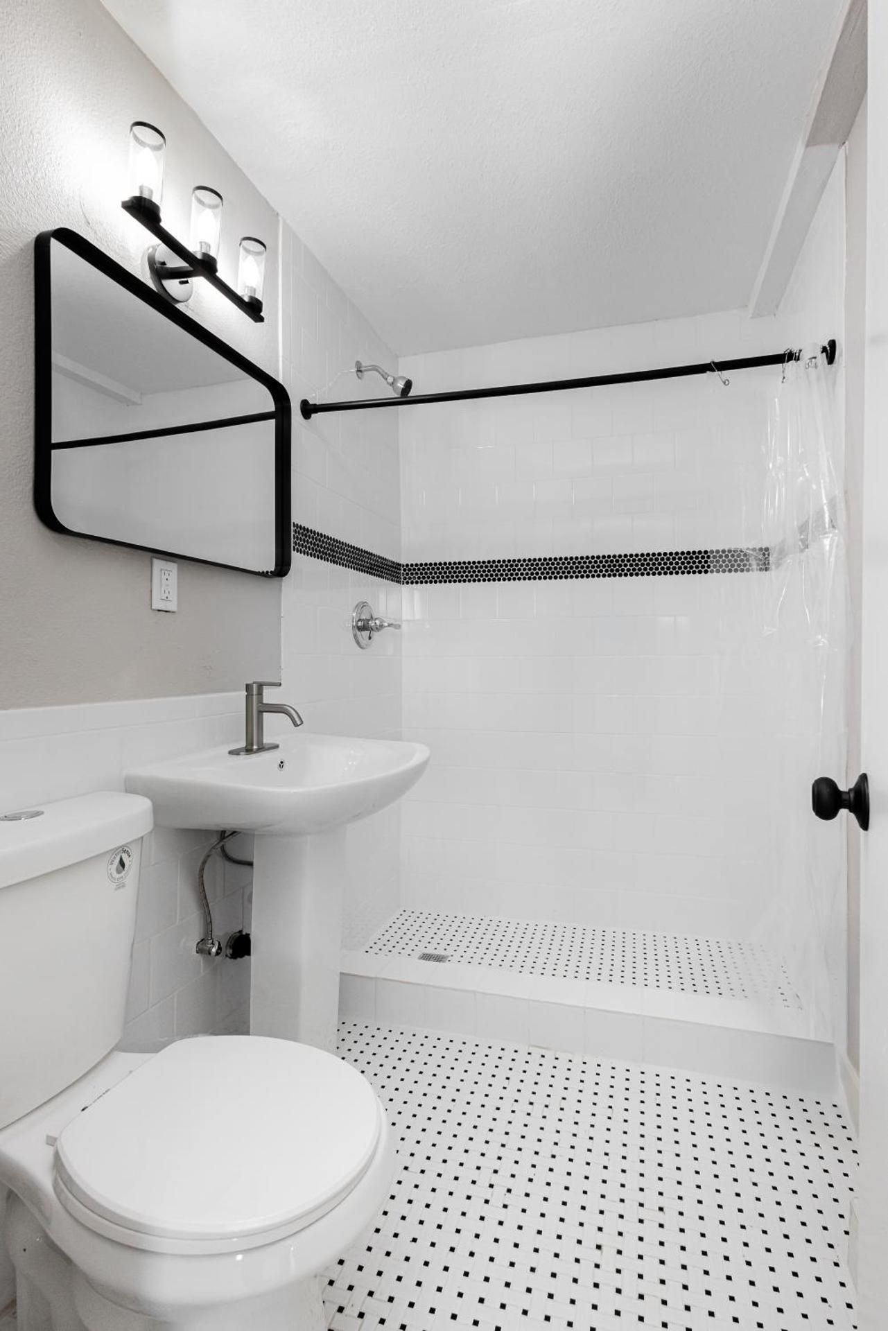 Double Room with Private Bathroom