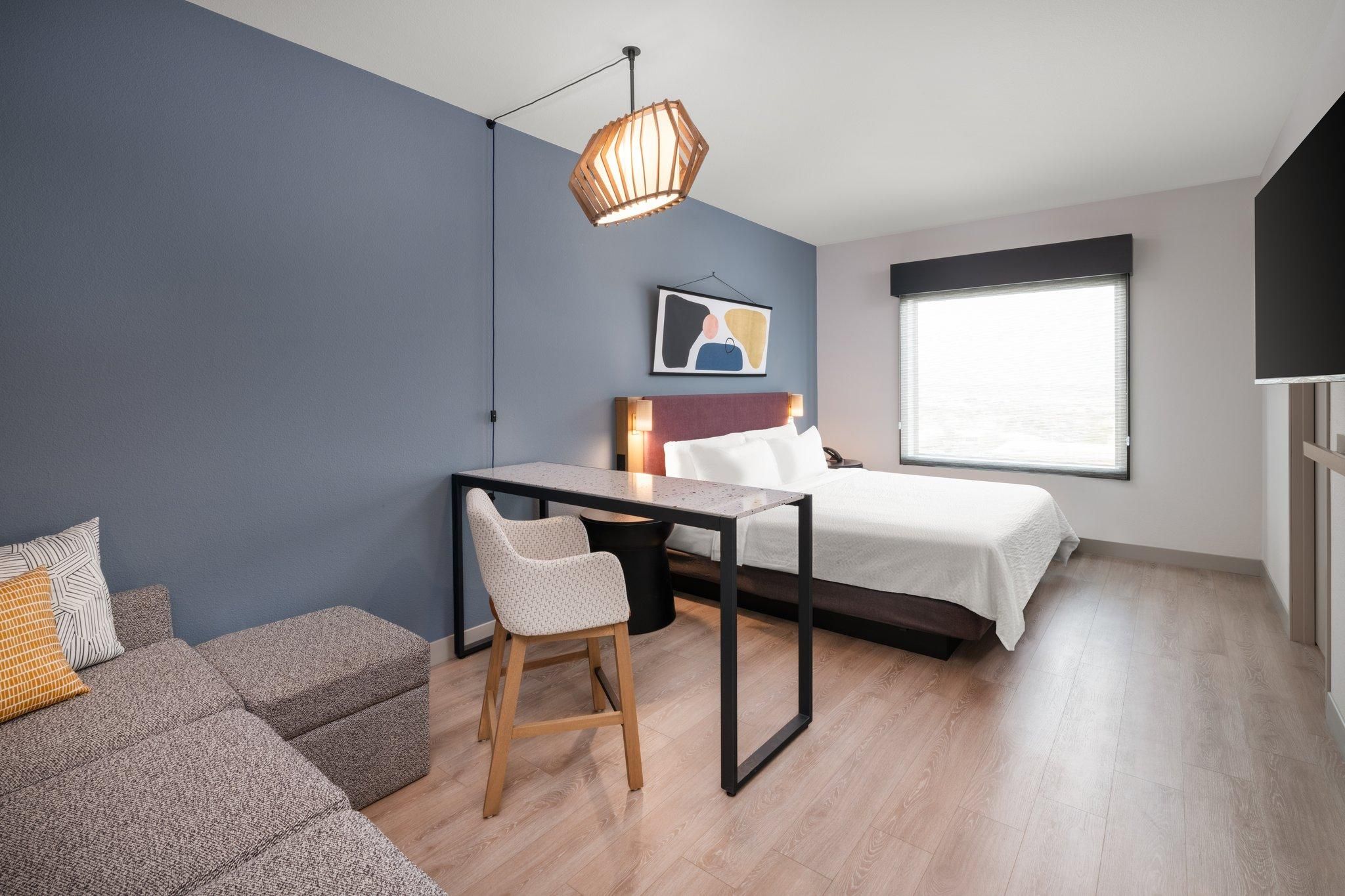 1 King Studio Suite