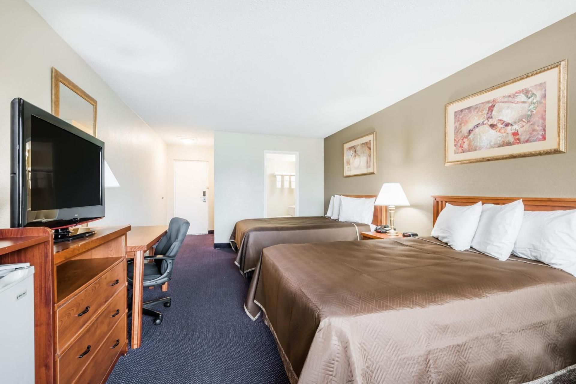 (DDSM) Two Double Bed Smoking Room