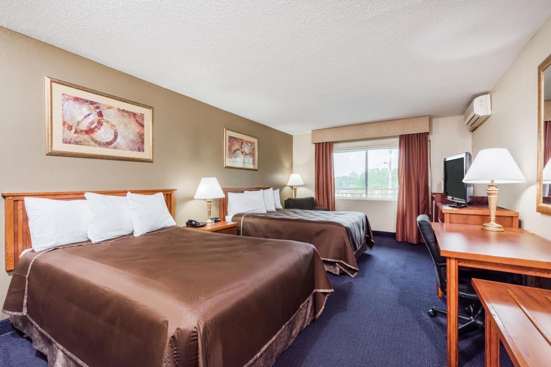 (DDSM) Two Double Bed Smoking Room