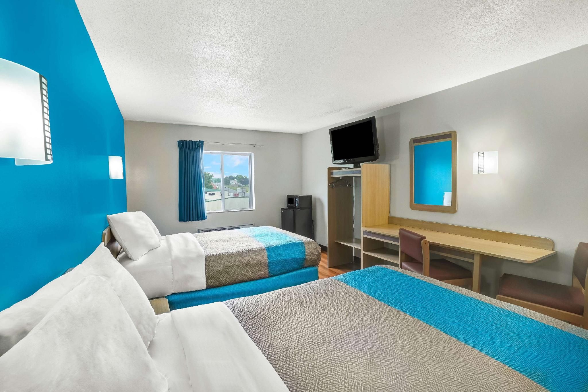 2 Full Beds | Non-Smoking