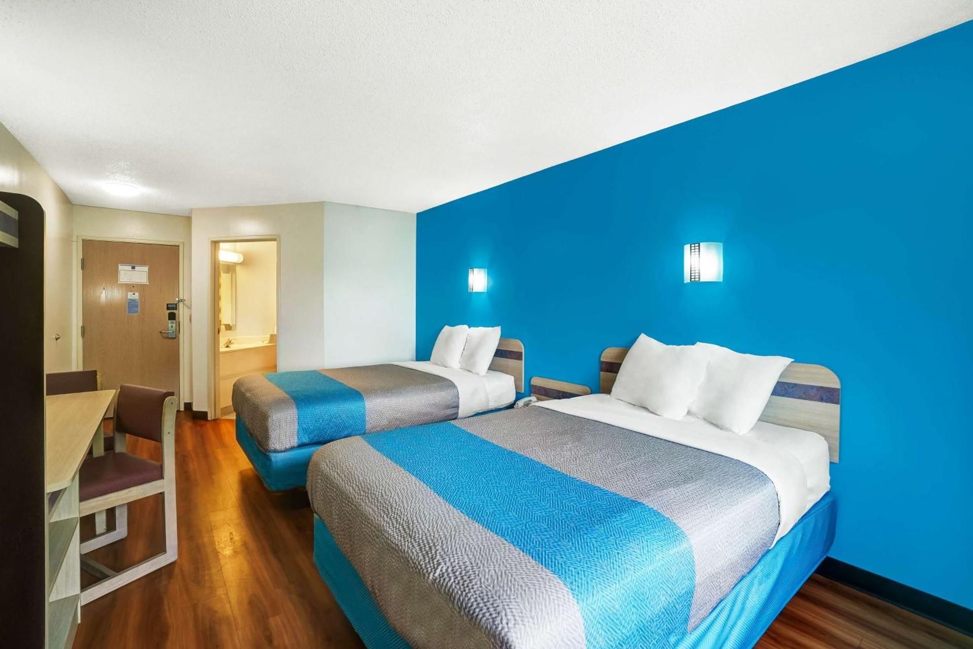Triple Room - Non-Smoking