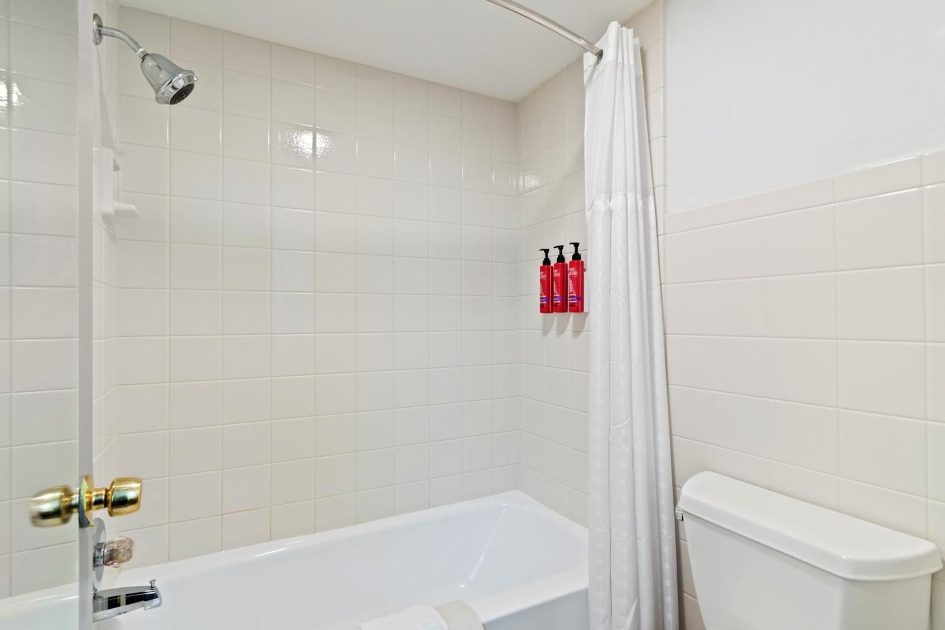 Queen Room with Two Queen Beds, Kitchenette and Dining Area - Non-Smoking/First Floor