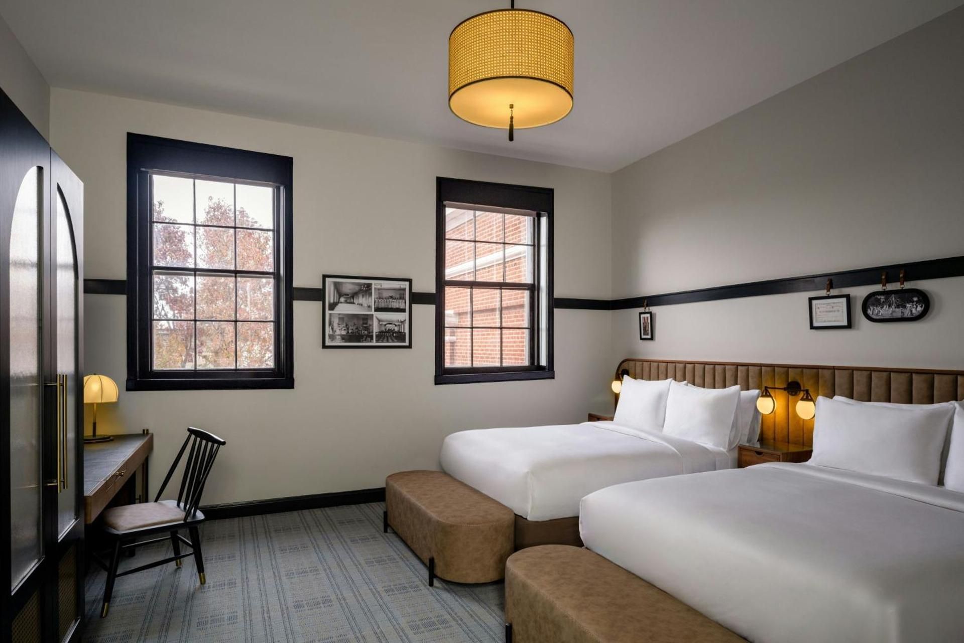 Traditional Queen Room with Two Queen Beds
