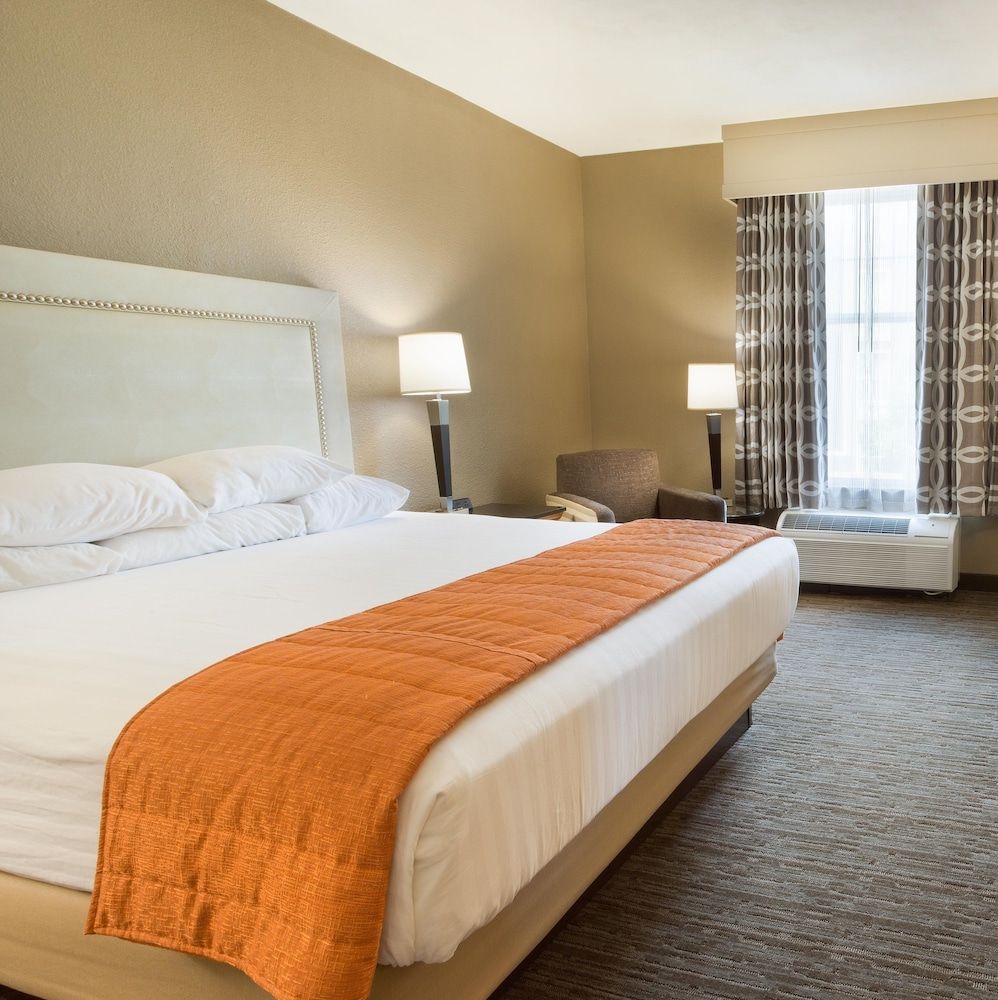 Room, 1 King Bed (Upper Floor)