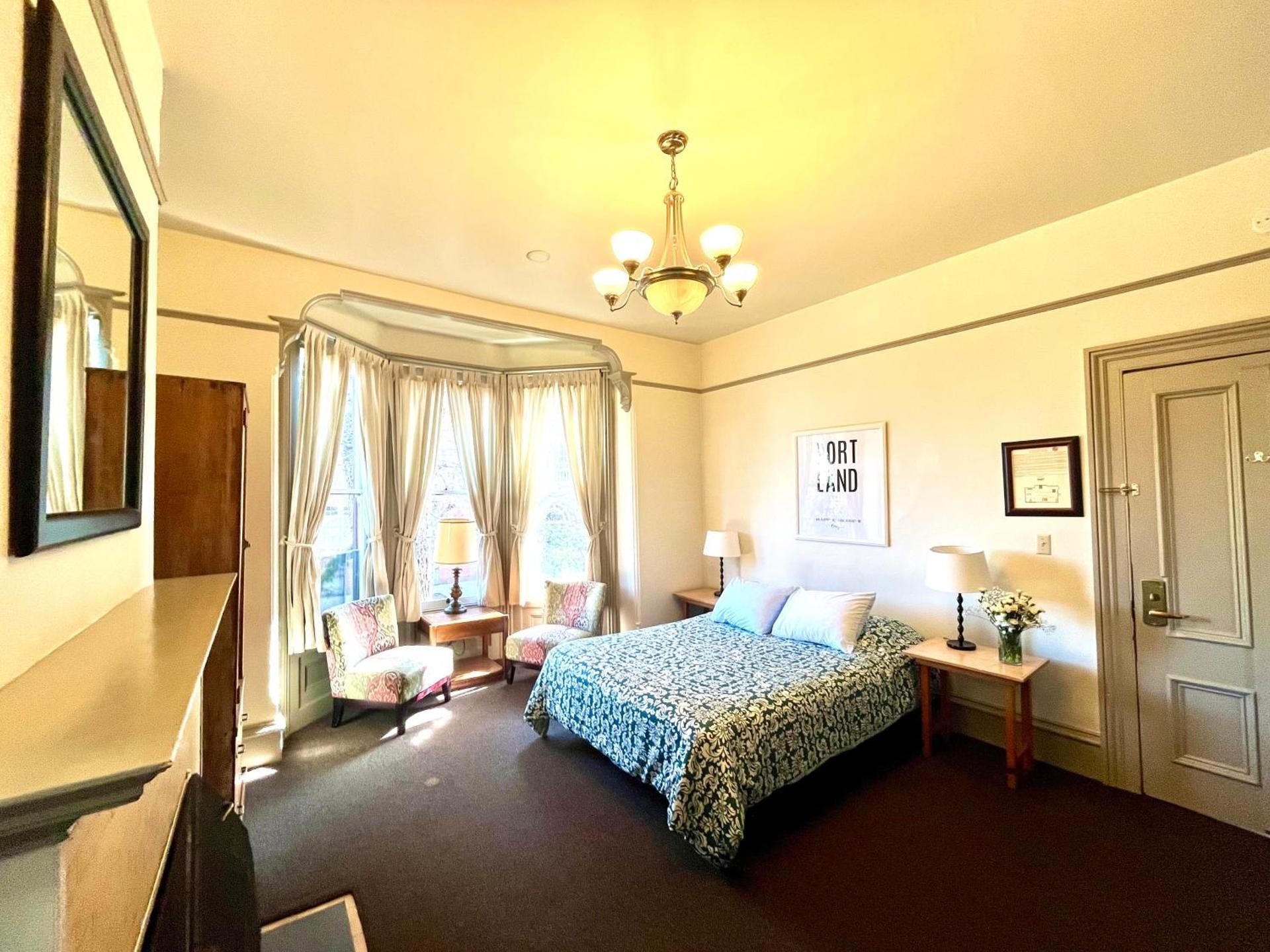 Queen Room with Shared Bathroom