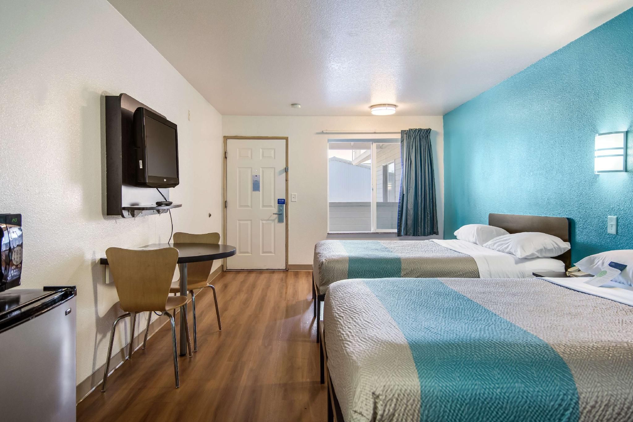 2 Queen Beds | Non-Smoking, Micfridge, Sofa-Bed