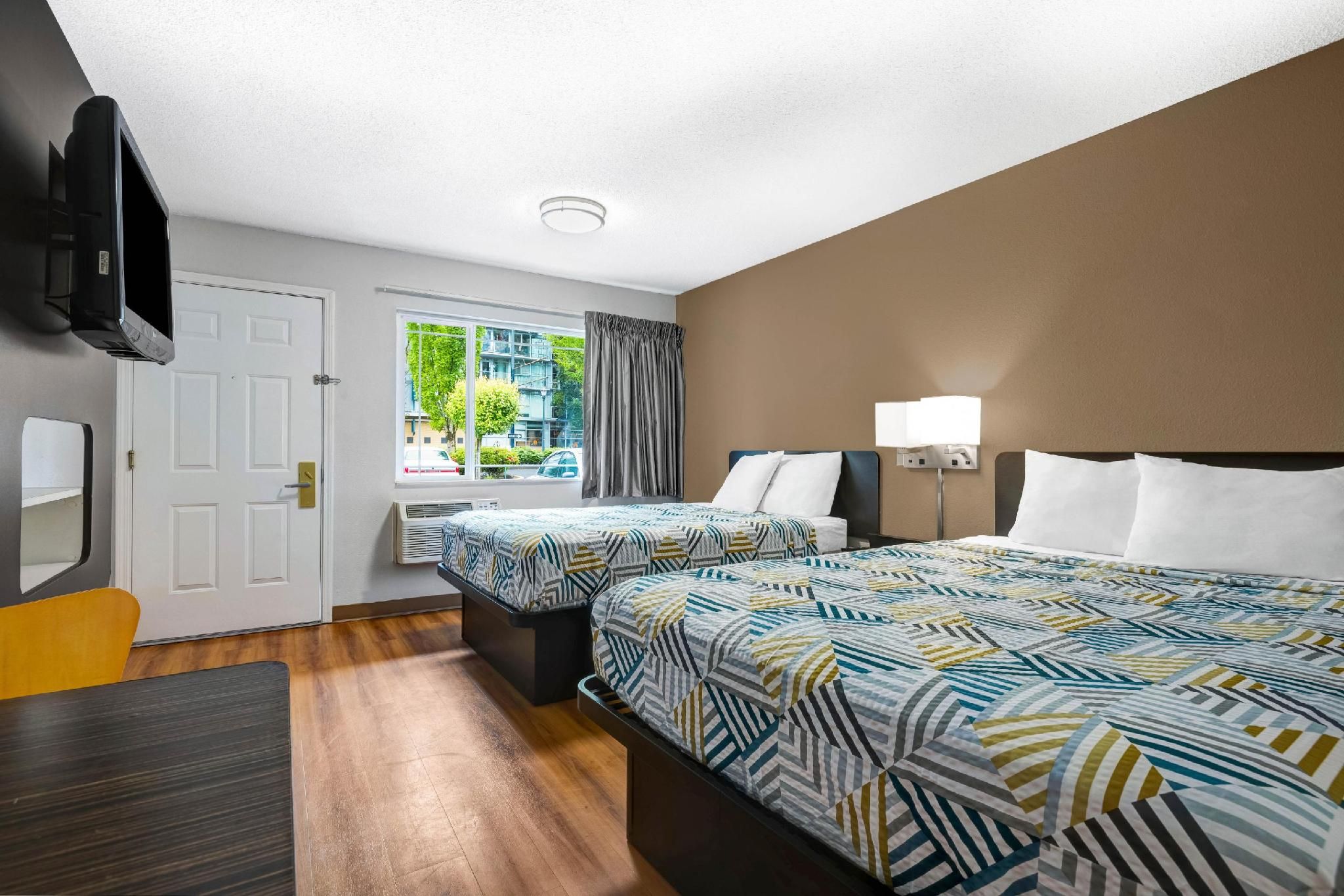 2 Queen Beds | Suite, Non-Smoking