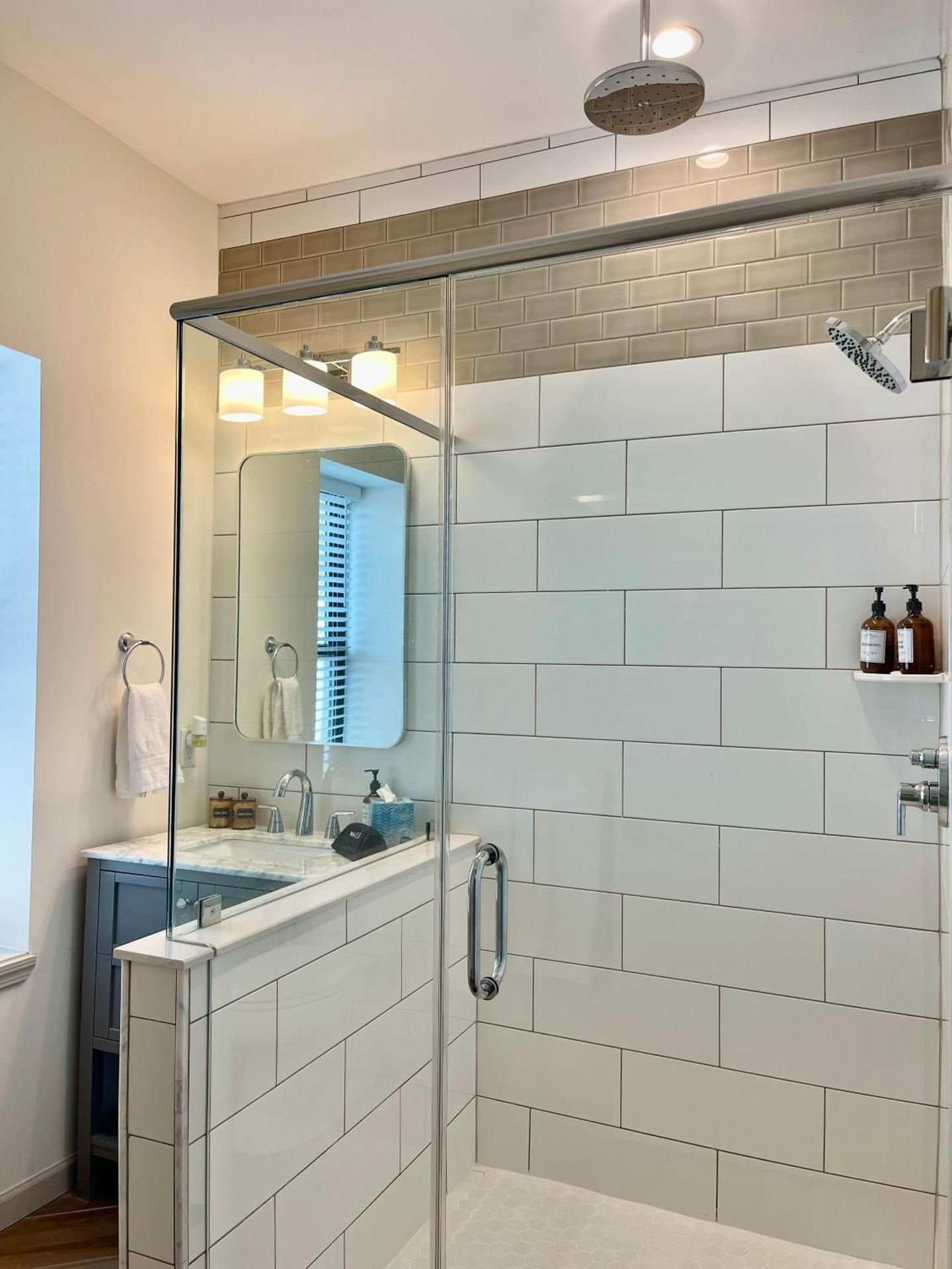 Classic One-Bedroom Apartment with King Bed