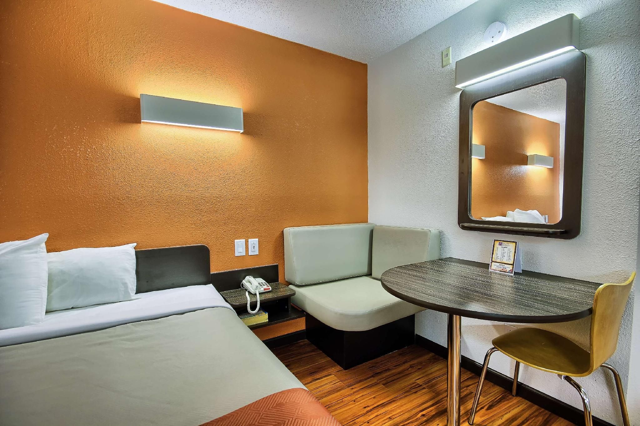 1 King Bed | Mobility Accessible Tub, Nsmk
