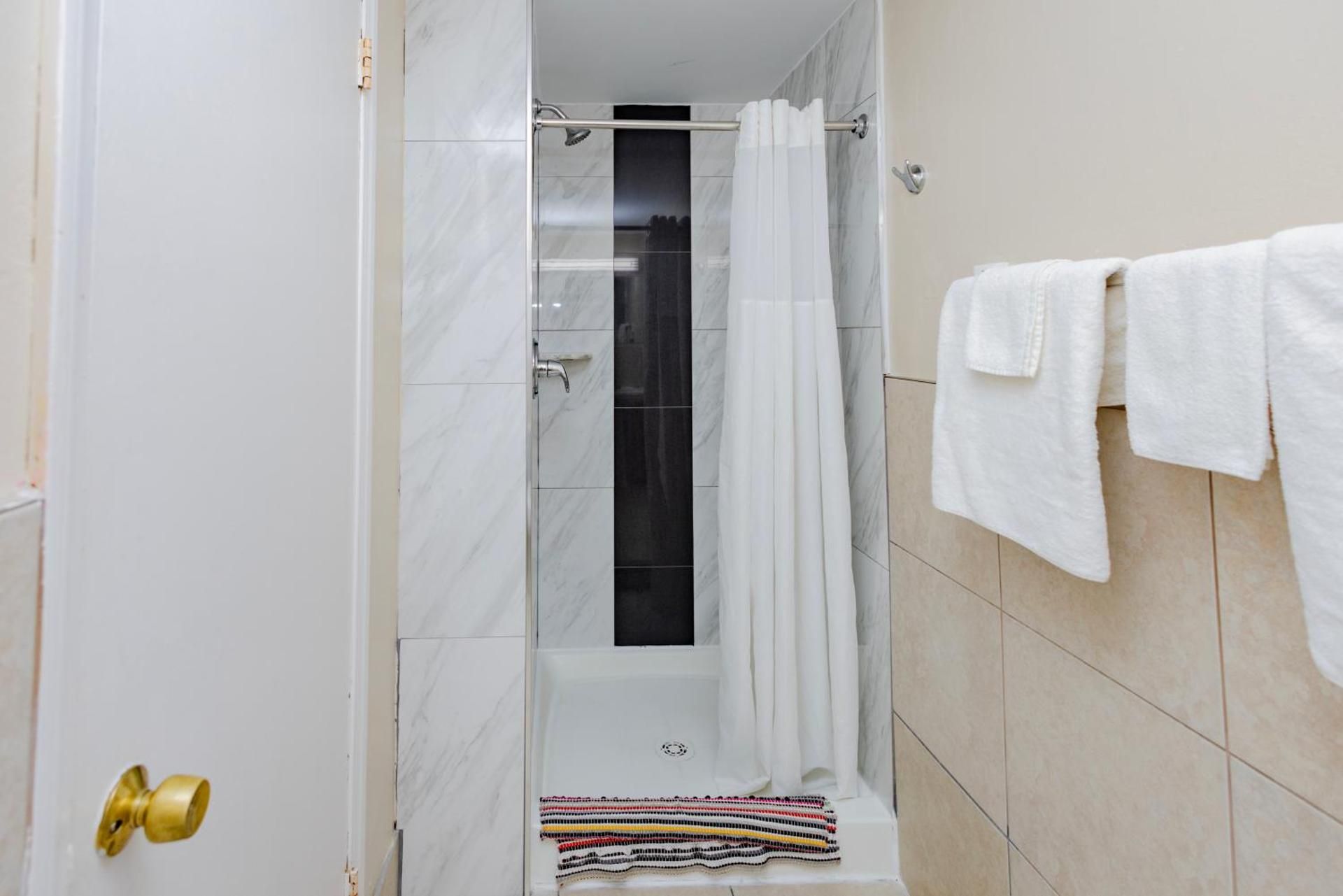Double Room with Two Double Beds - Non-Smoking
