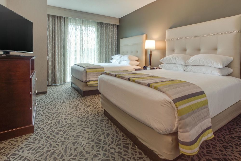 Drury Inn & Suites Columbus Polaris Room, 2 Queen Beds