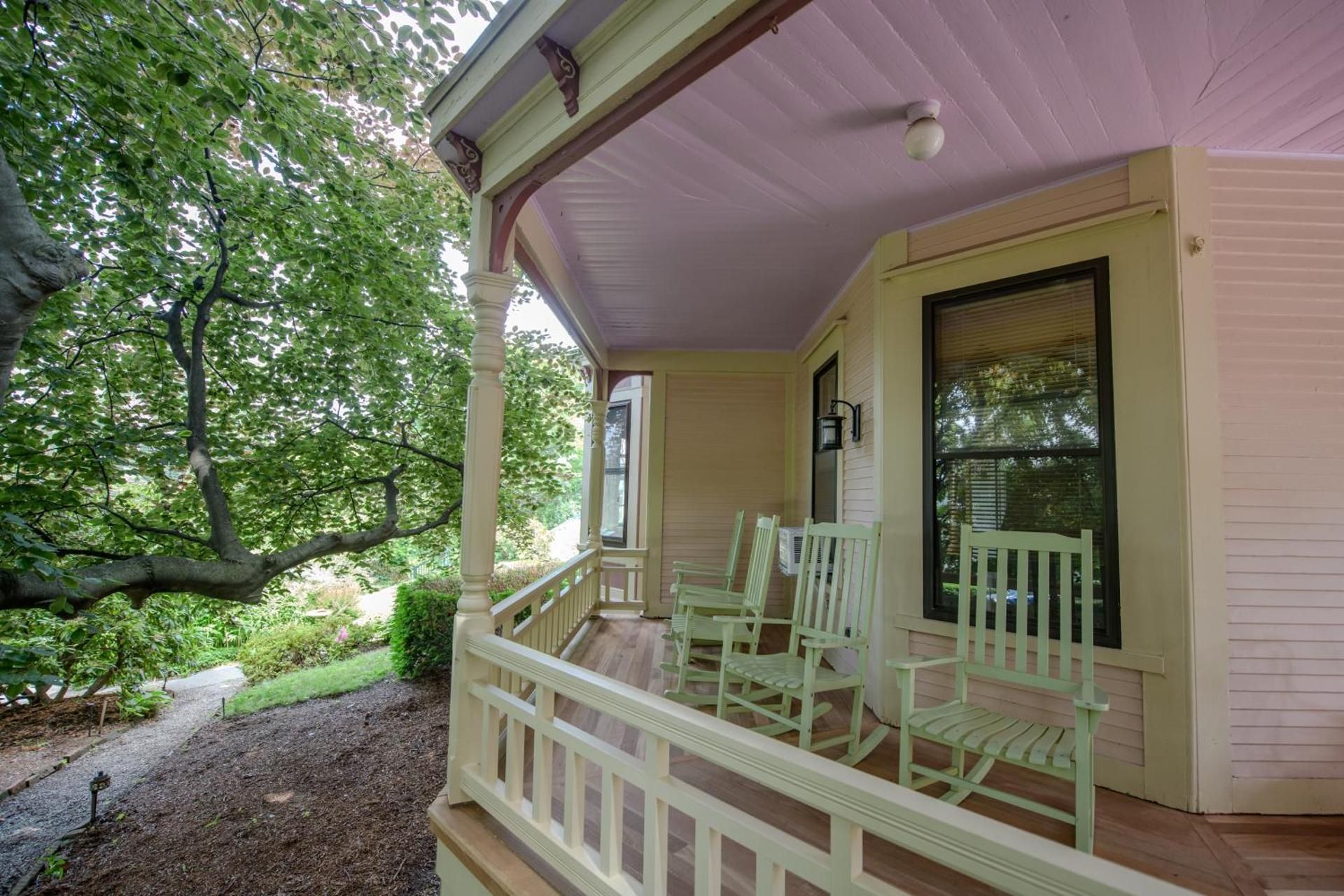 Quadruple Room with Terrace