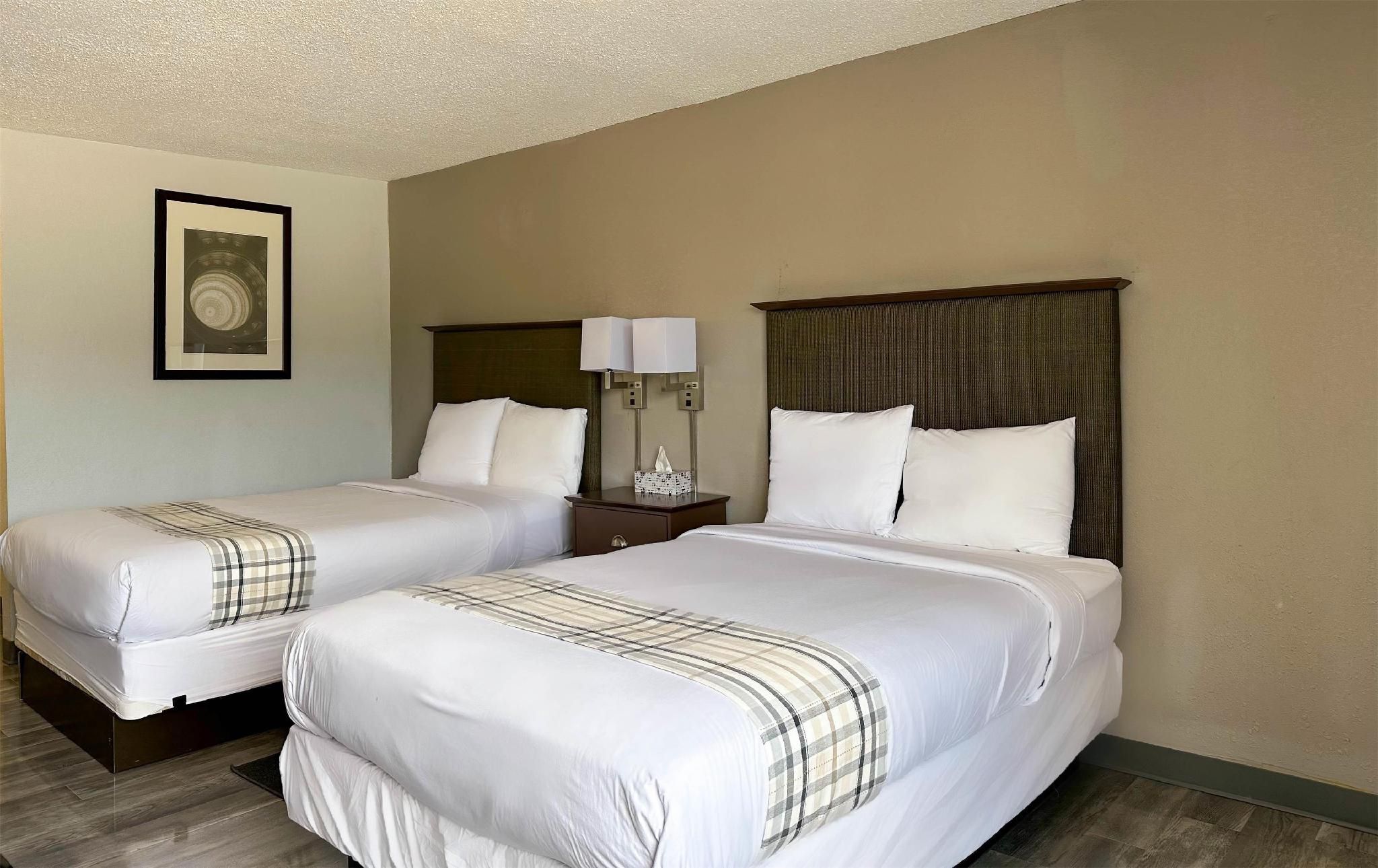 2 Full Beds | Non-Smoking