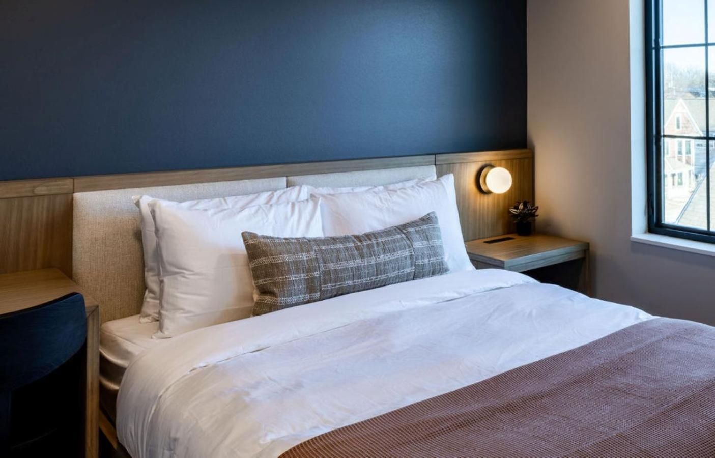 One Bedroom Suite 