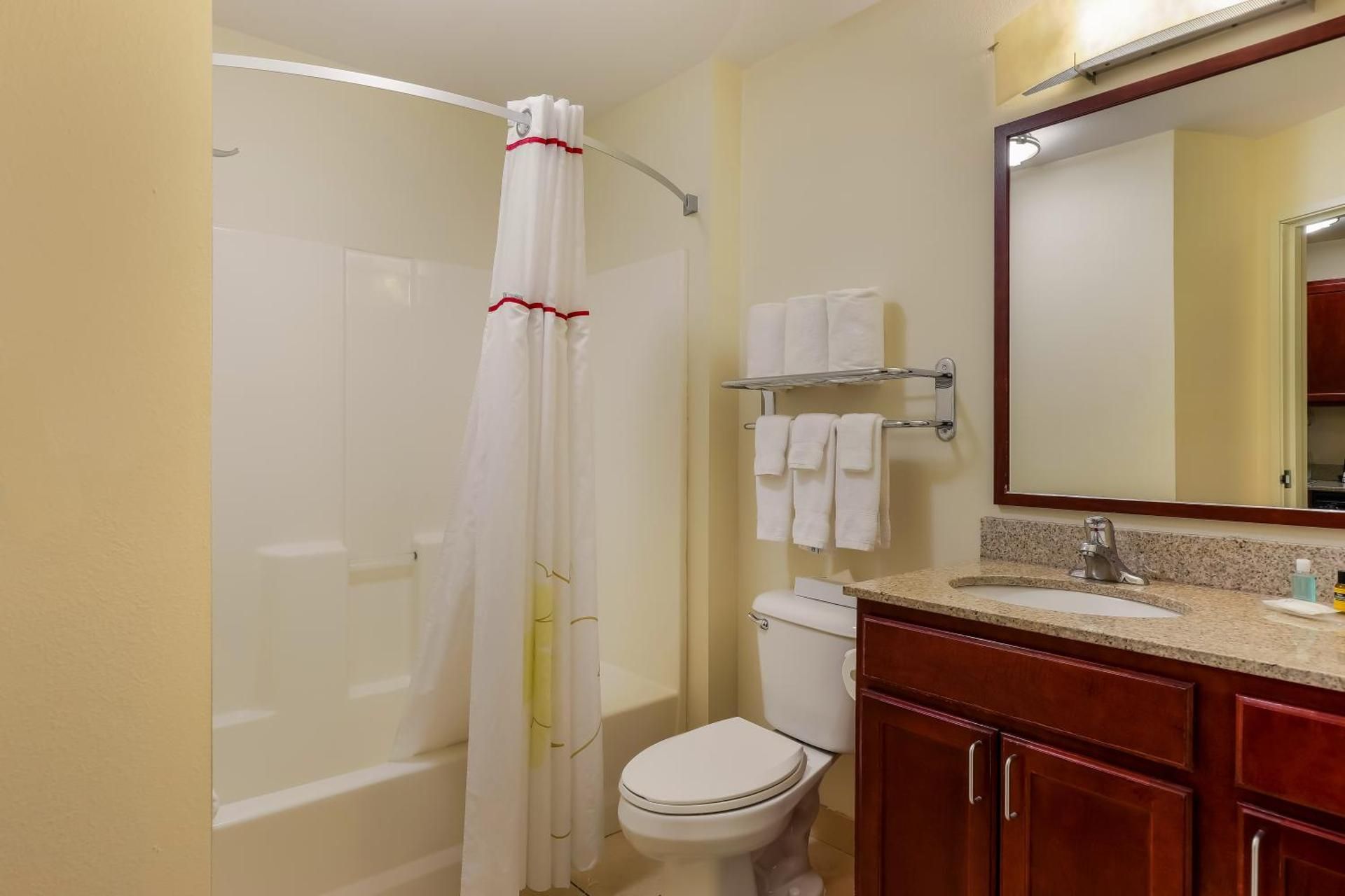 Efficiency One Room King Suite - Non Smoking