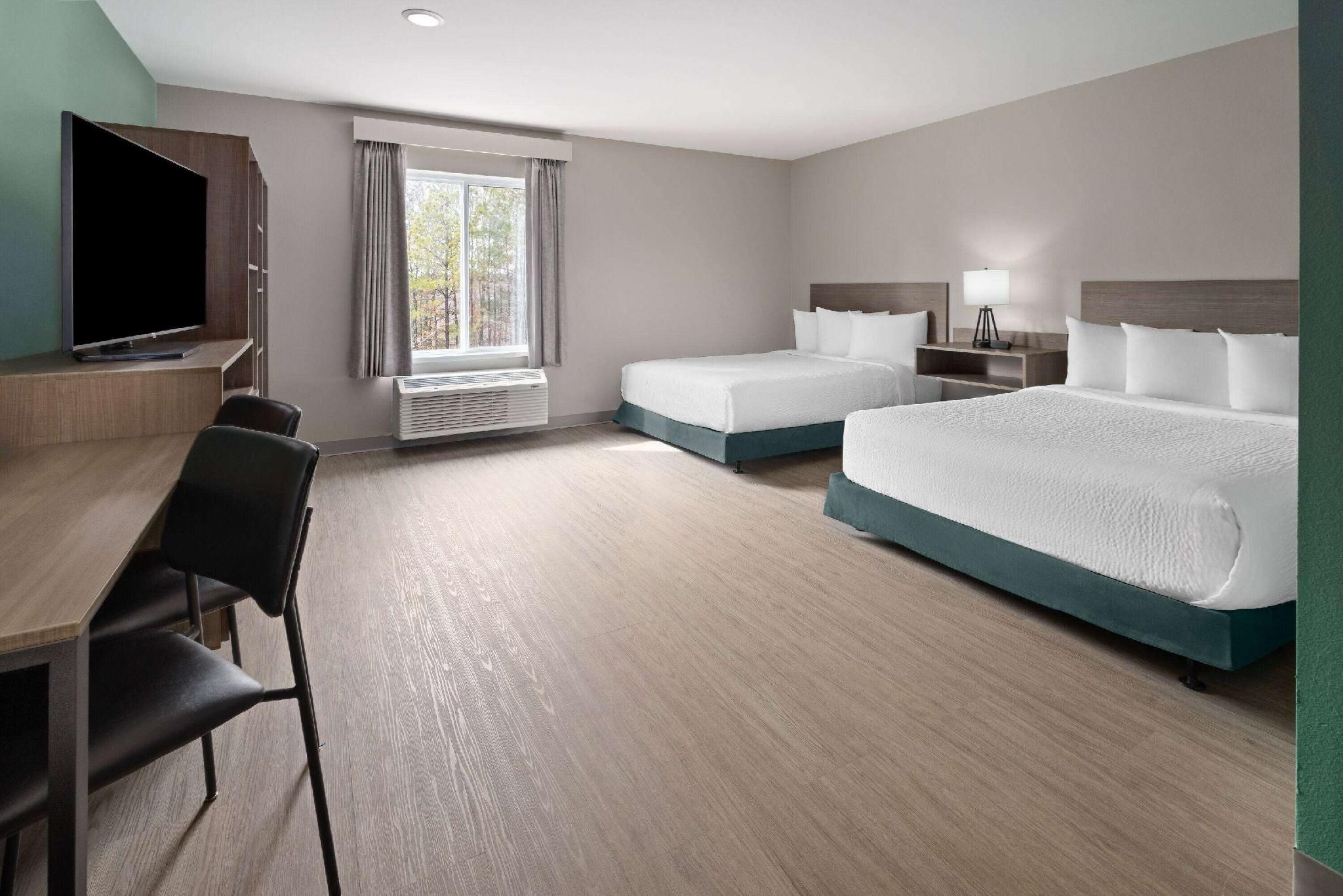 2 Queen Beds, Mobility Accessible Room, Bathtub with Grab Bars, Non-Smoking