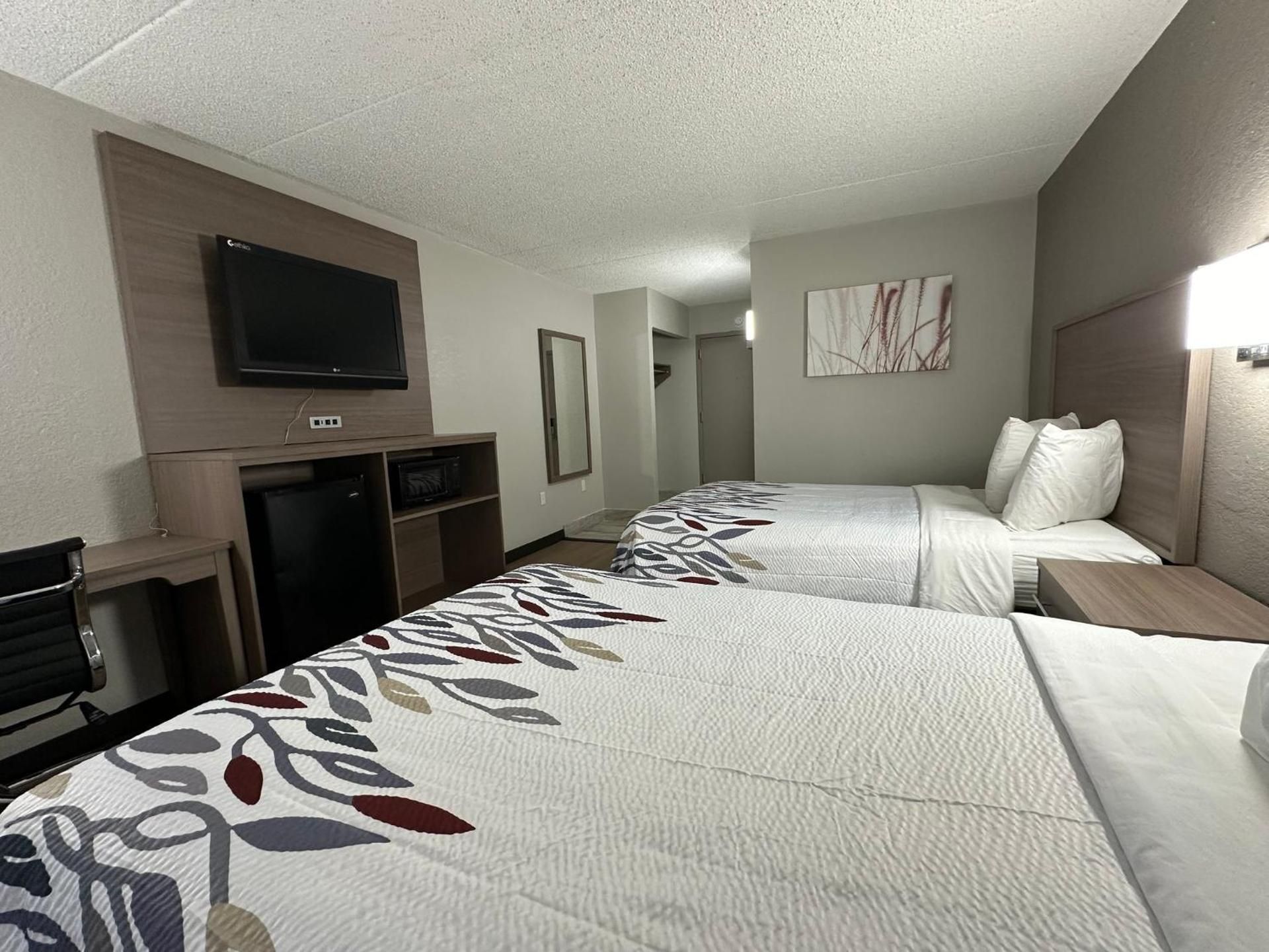 Deluxe 2 Full Beds Non-Smoking