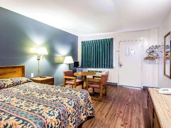 Double Room - Accessible/Non-Smoking