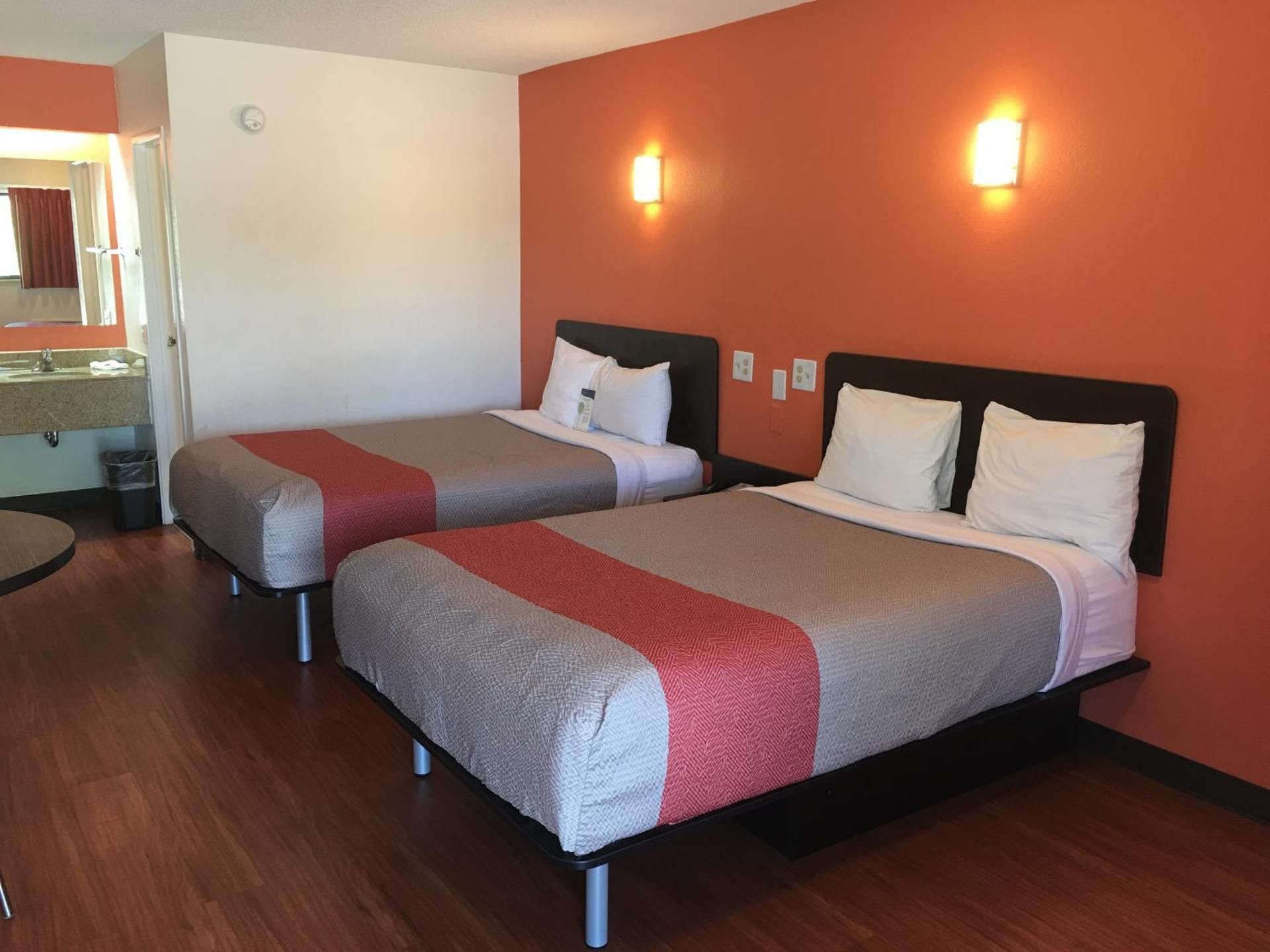 Deluxe Quadruple Room - Non-Smoking