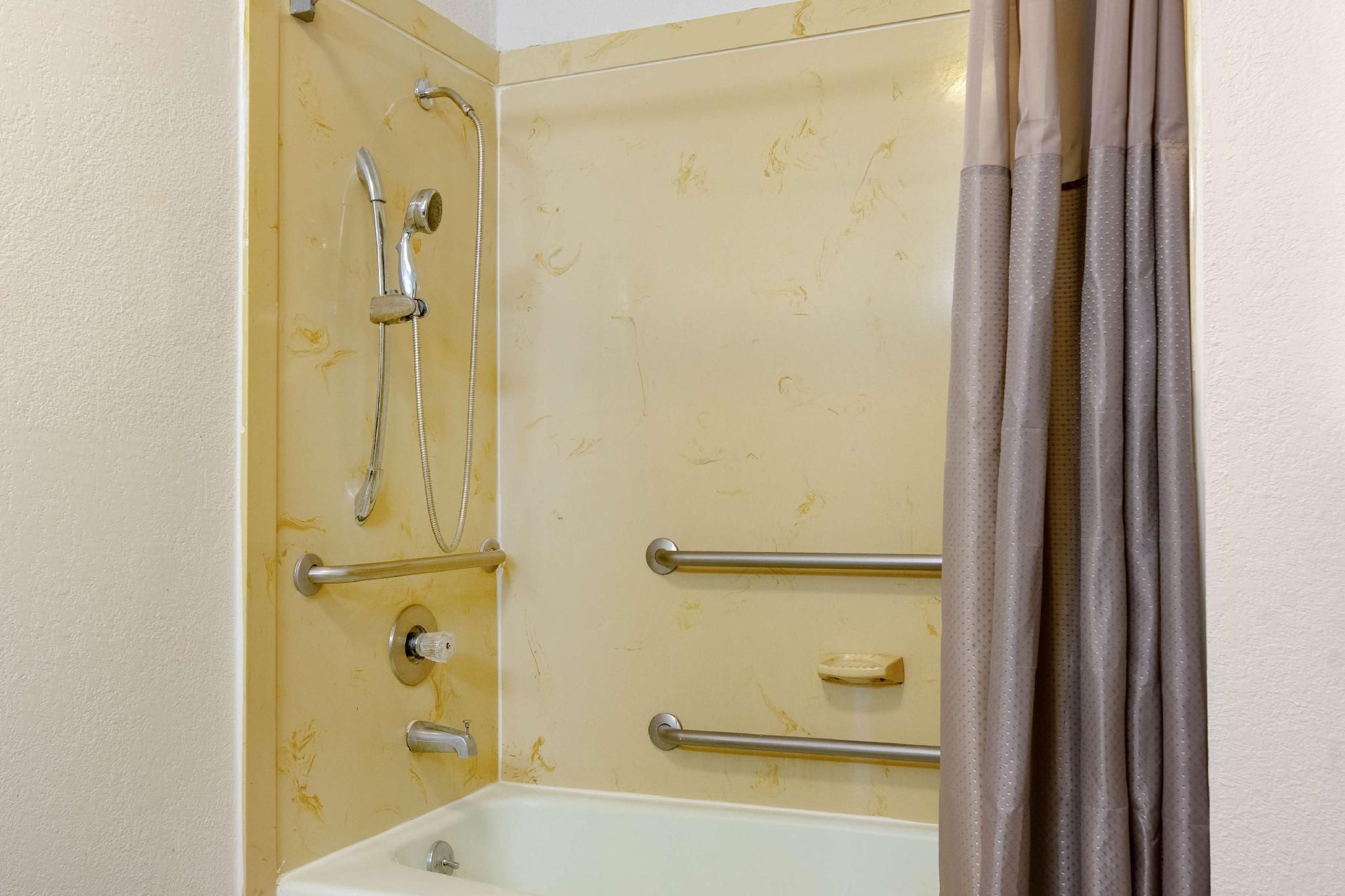 1 King Bed - Mobility and Hearing Accessible Room with Bathtub and Grab Bars, Non-Smoking