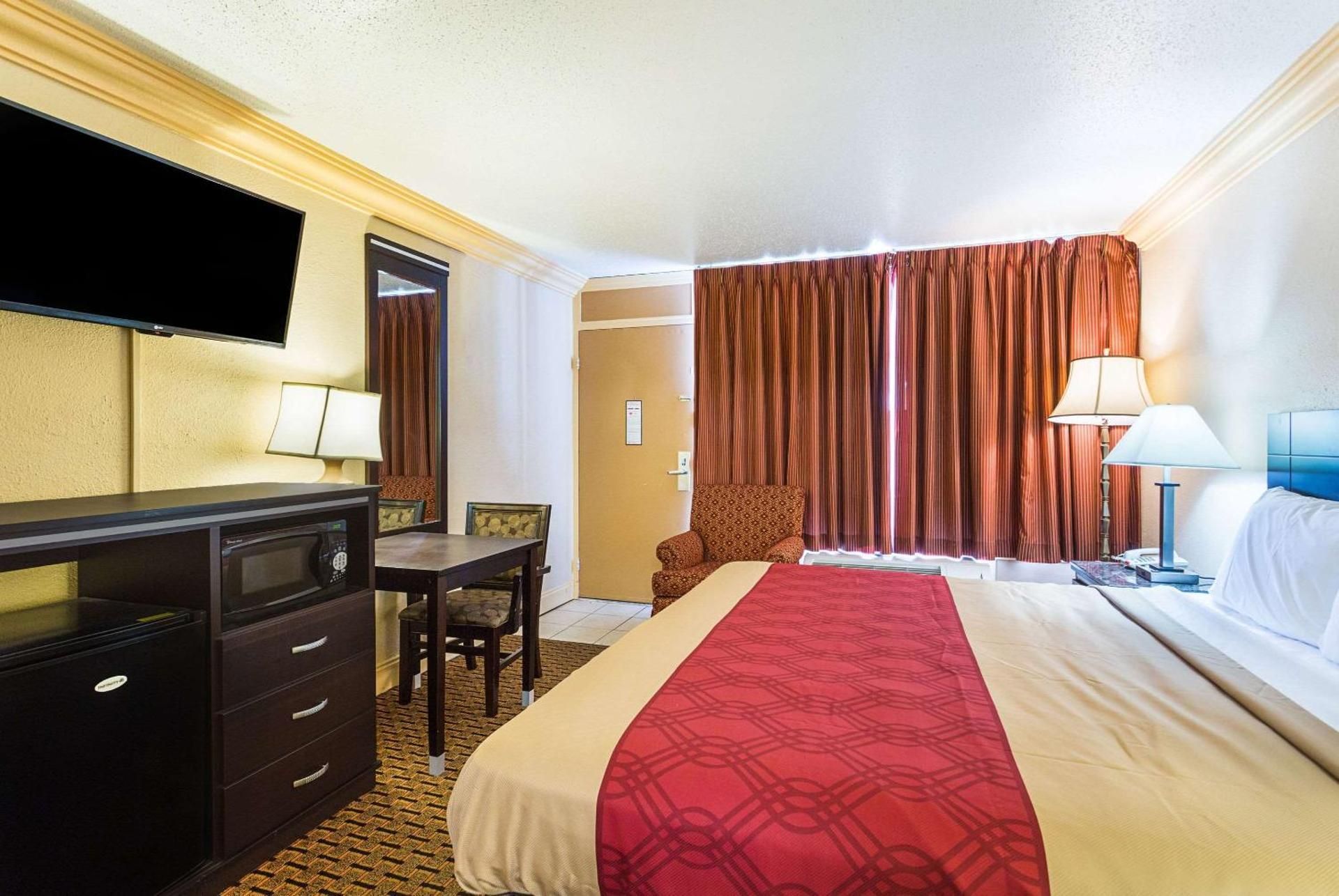 King Room-Disability Access/Non-Smoking