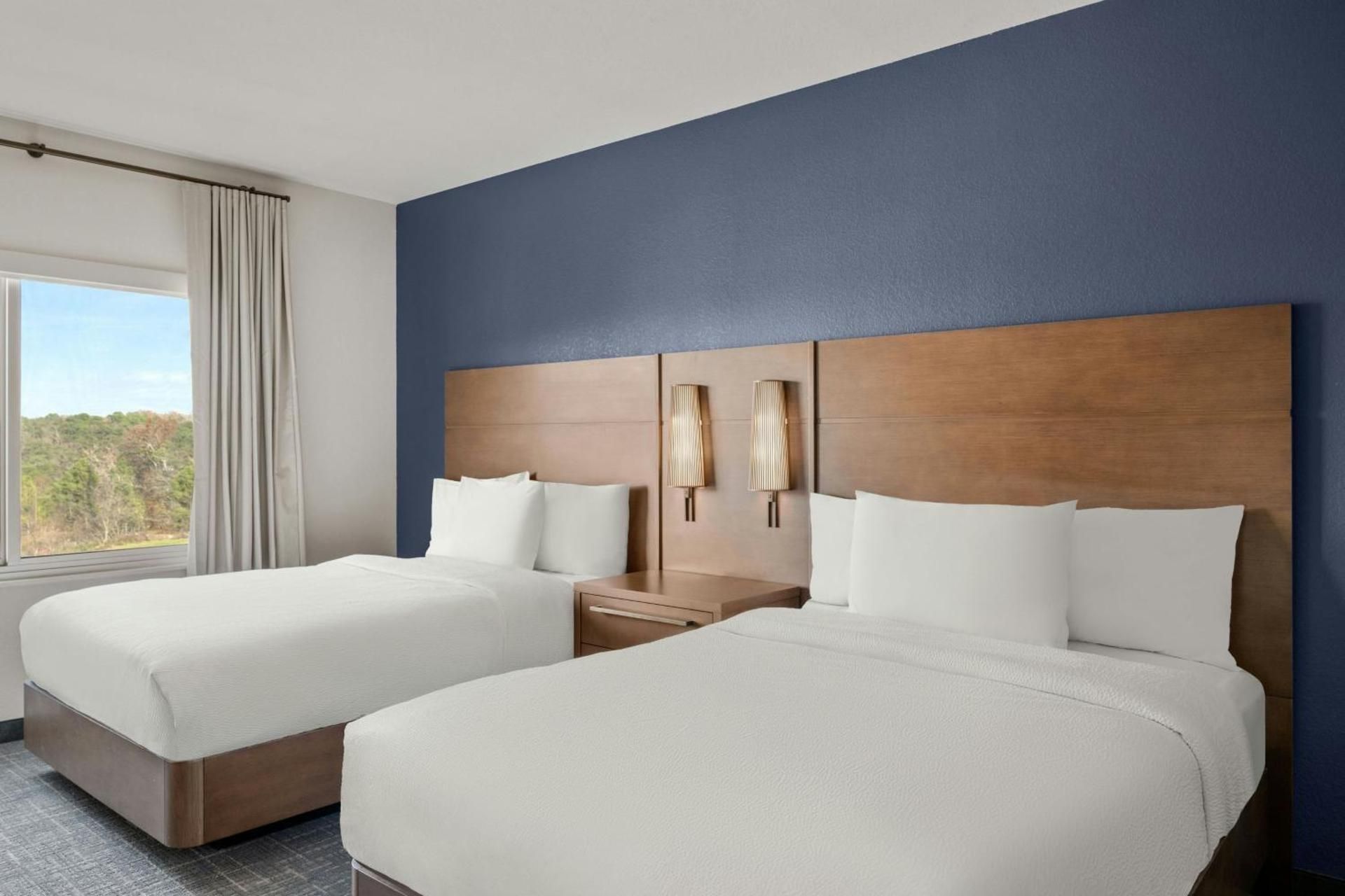 One-Bedroom Queen Suite with Two Queen Beds and Sofa Bed