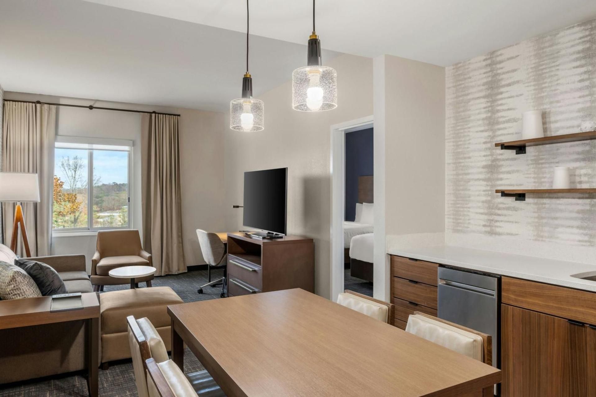 One-Bedroom Queen Suite with Sofa Bed - Hearing Accessible