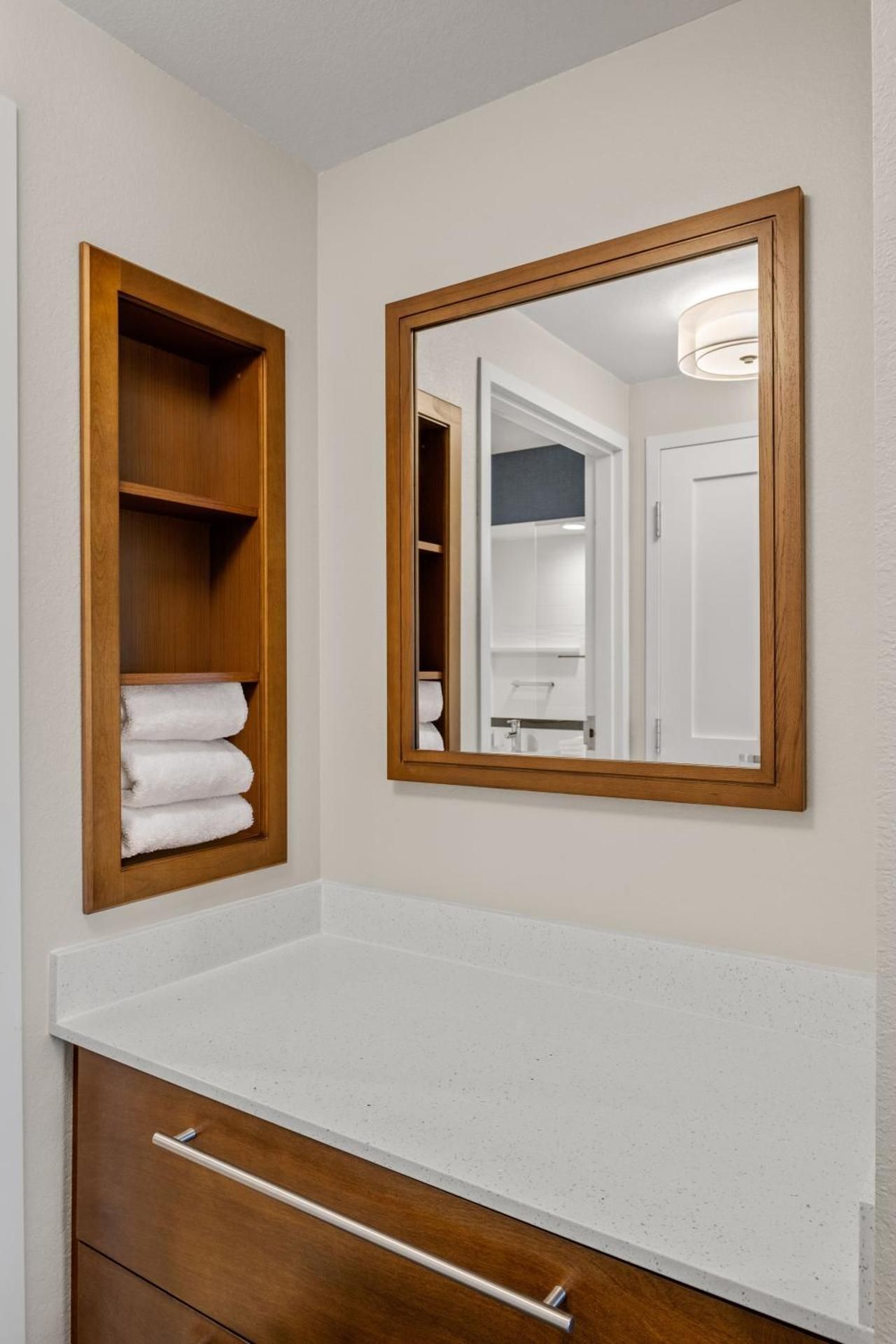 One-Bedroom Queen Suite with Sofa bed - Hearing Accesible