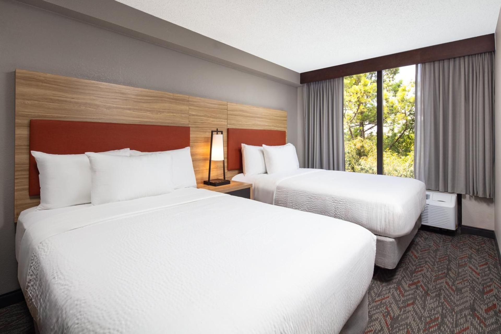 Standard Double Room with Mobility Accessible Roll-In Shower