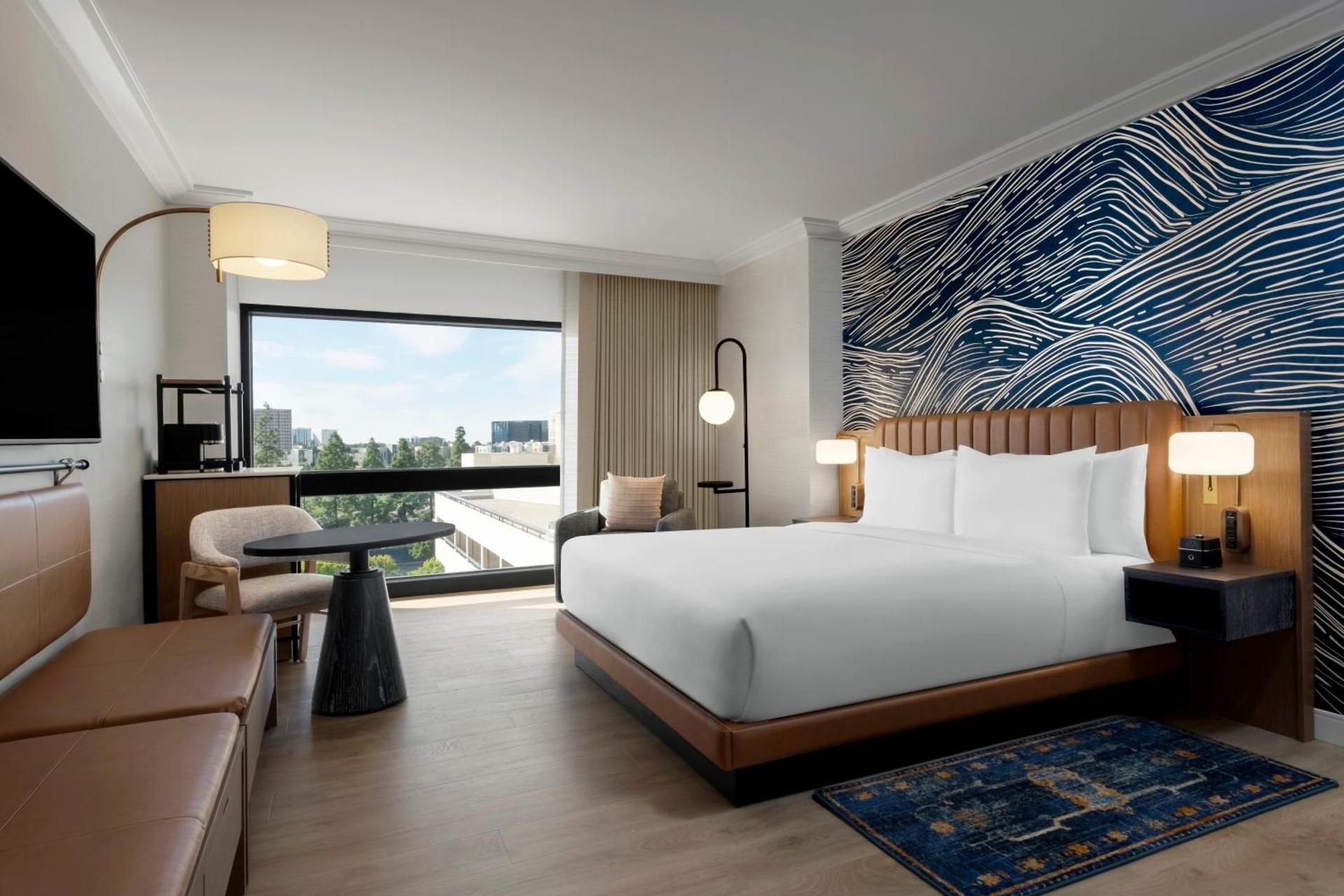 King Room with Accessible Tub - Disability Access