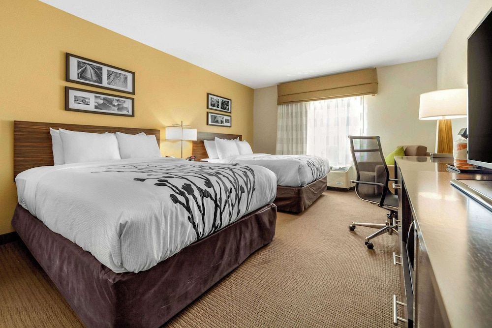 Suite, Multiple Beds, Non Smoking