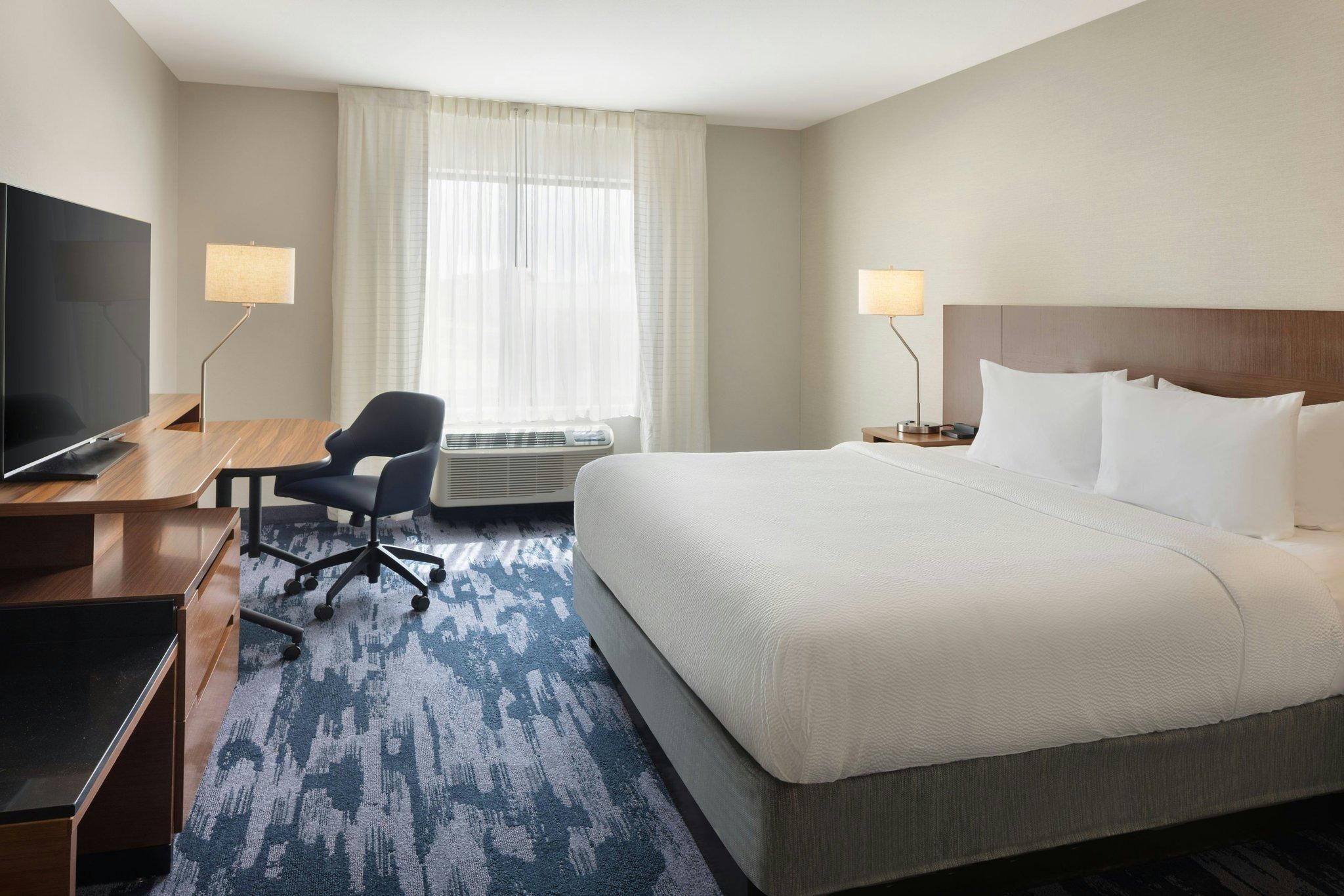 Guest Room, 1 King