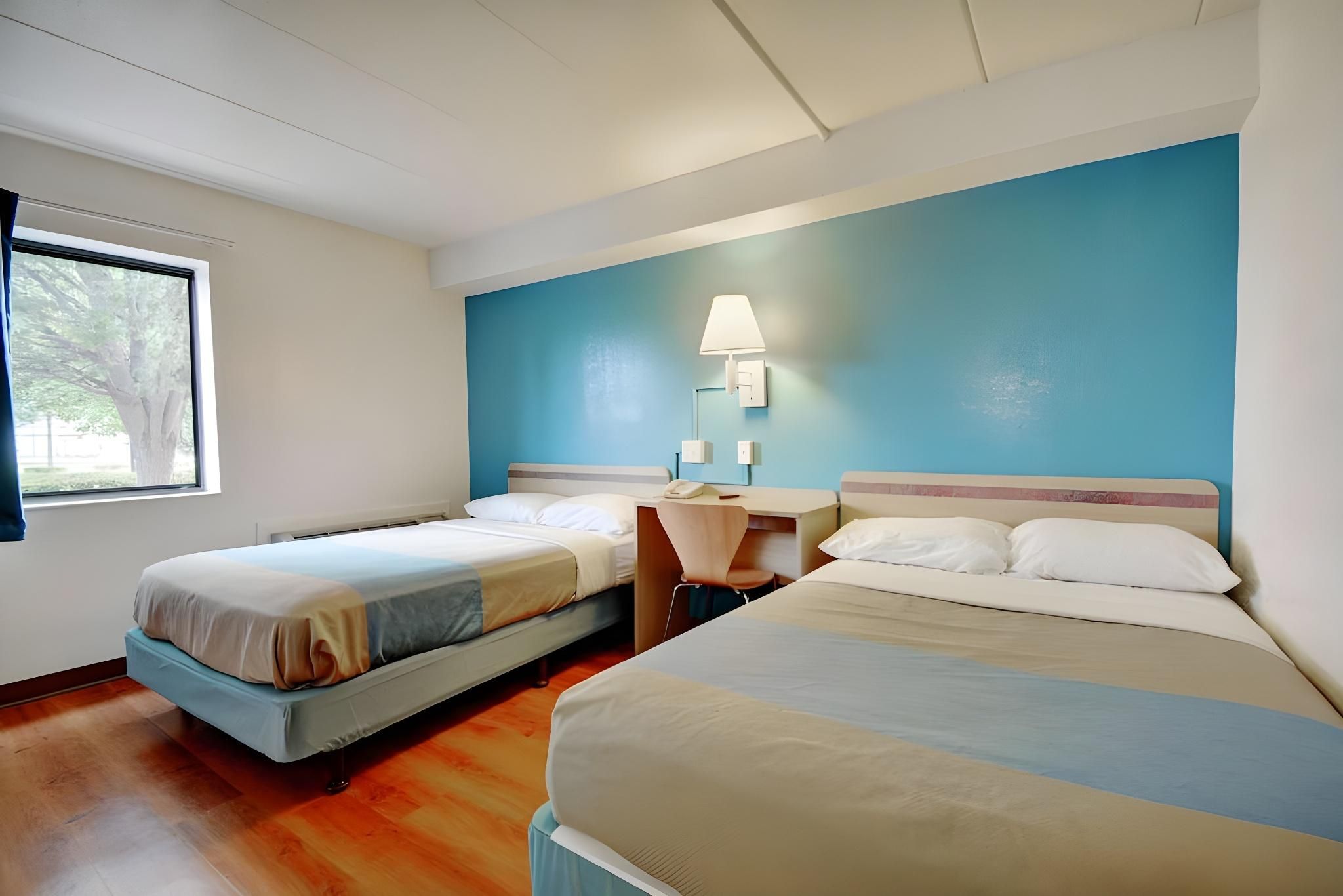 Queen Room with Two Queen Beds - Non-Smoking