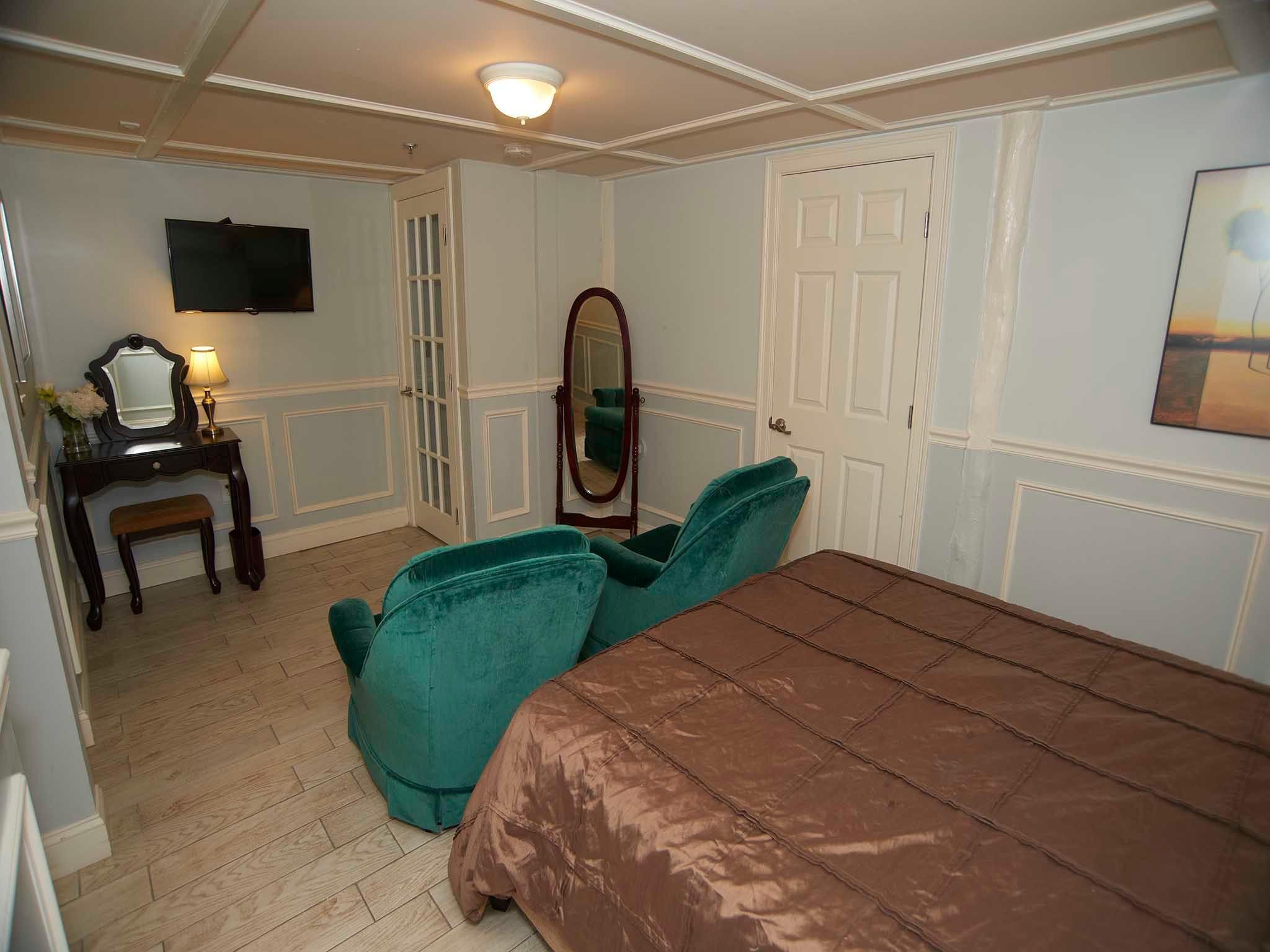 Manor Queen Lower Level 1-Double room-Ensuite-Superior
