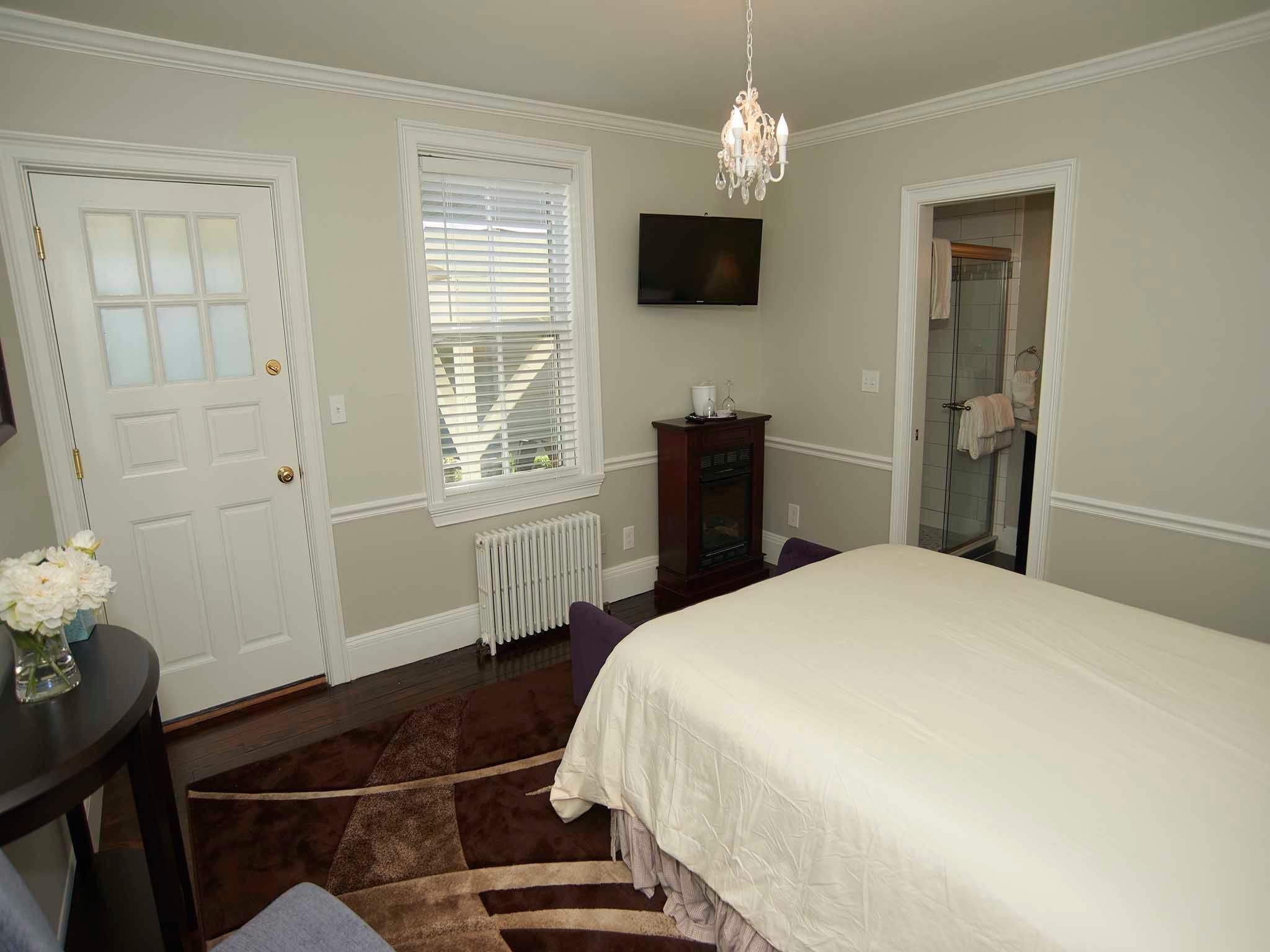 The Manor 116 Queen-Double room-Ensuite-Standard